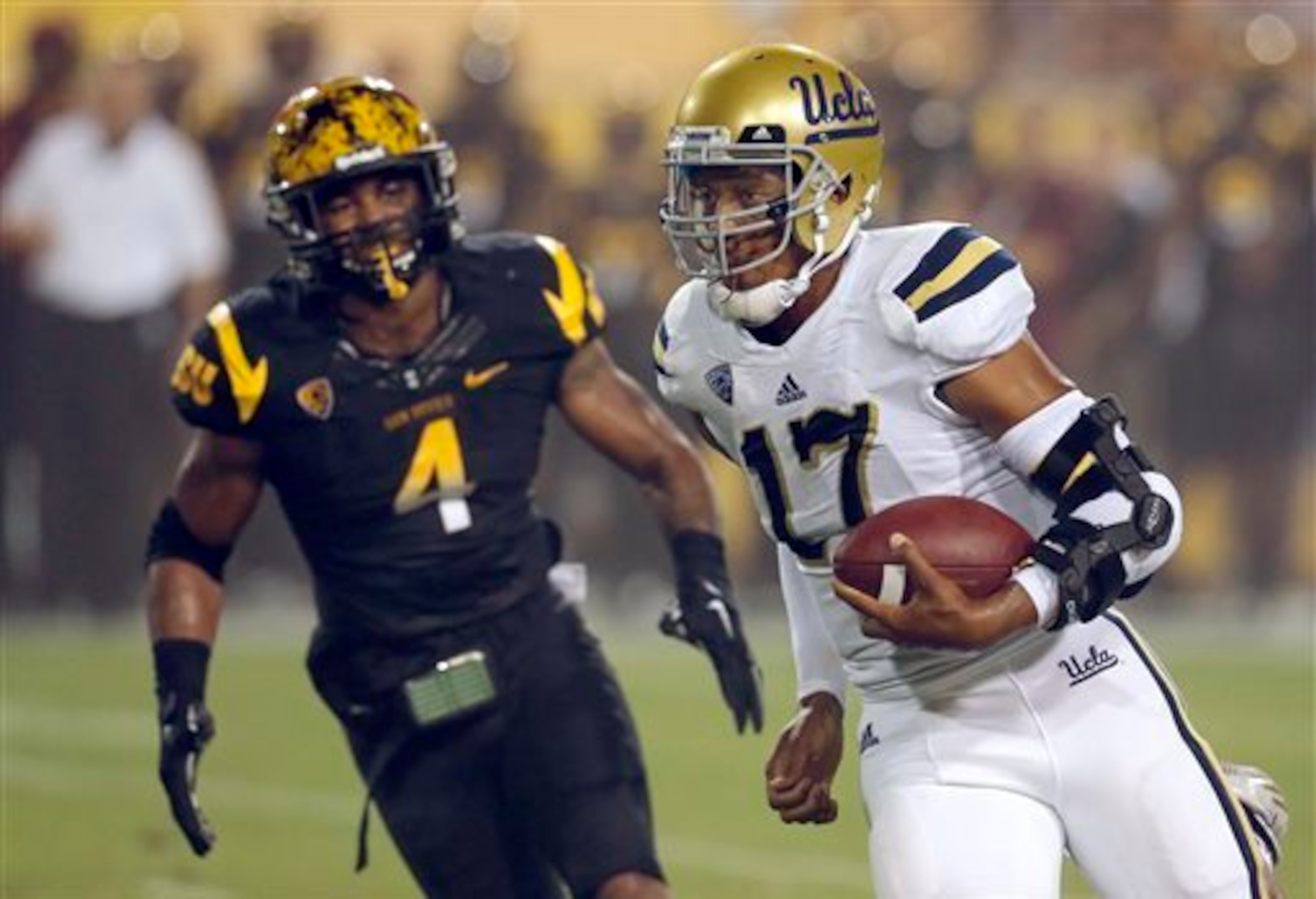 Brett Hundley has taken a beating this year.