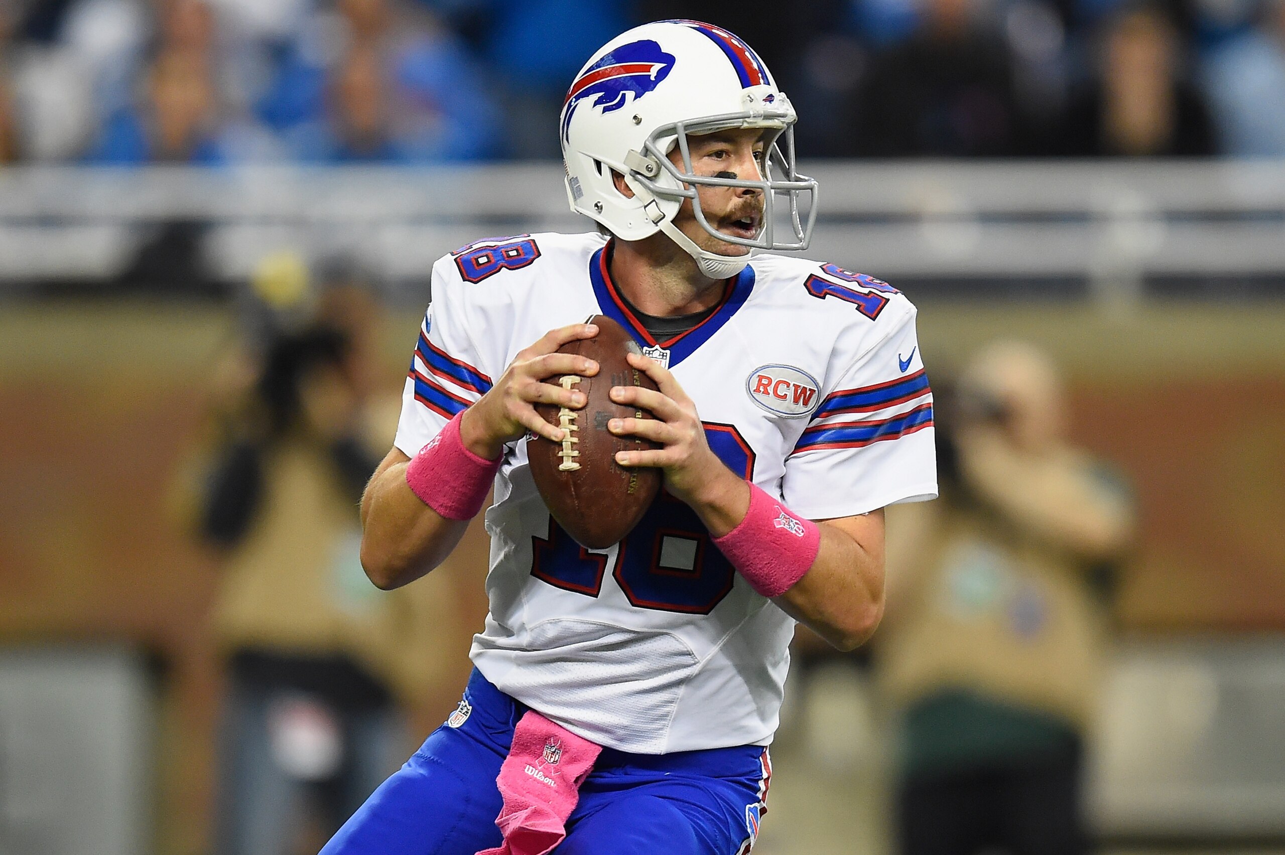 Kyle Orton and the Bills will try to take the AFC East lead over the Patriots