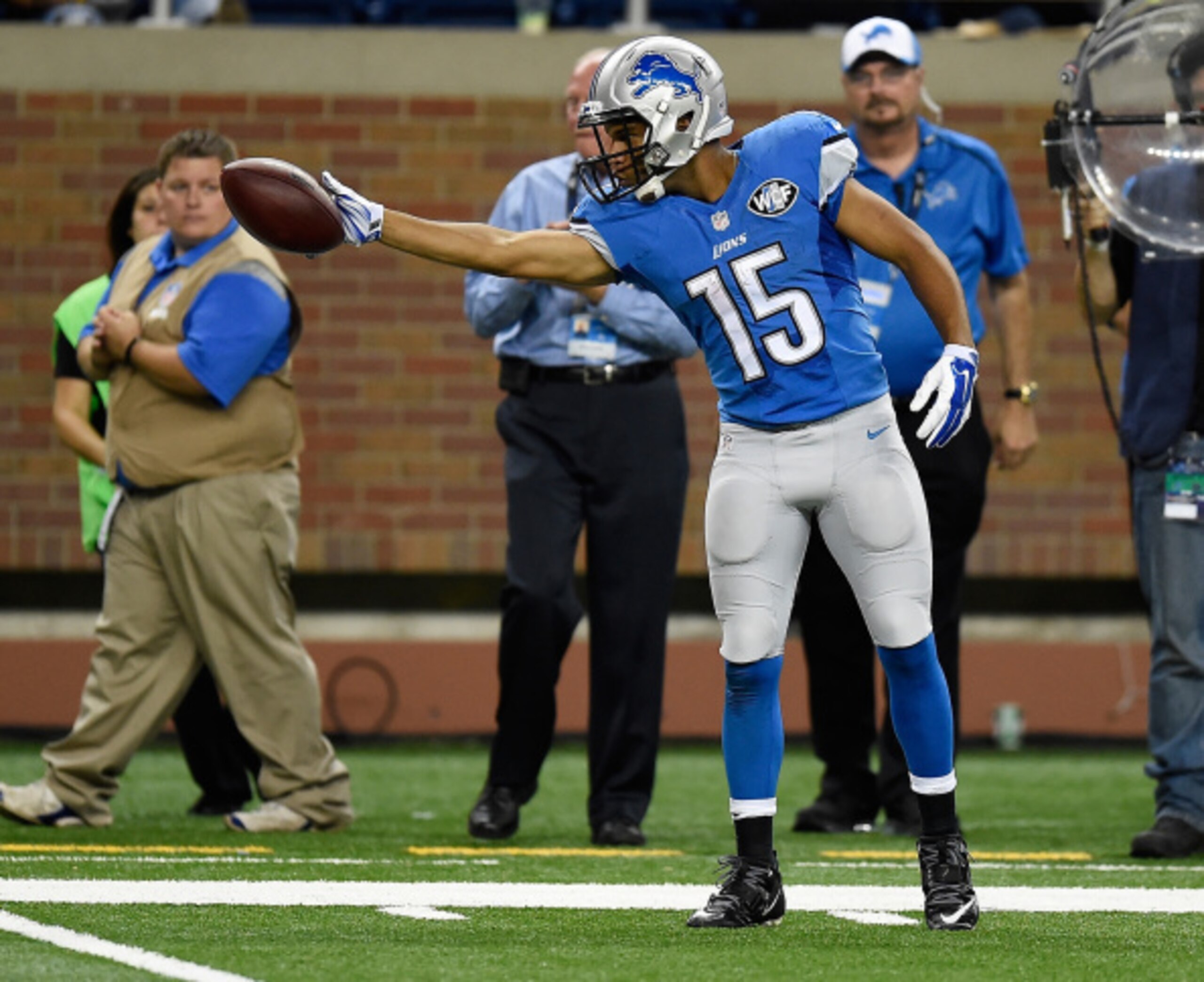 Golden Tate should showboat his way to a Week 6 win