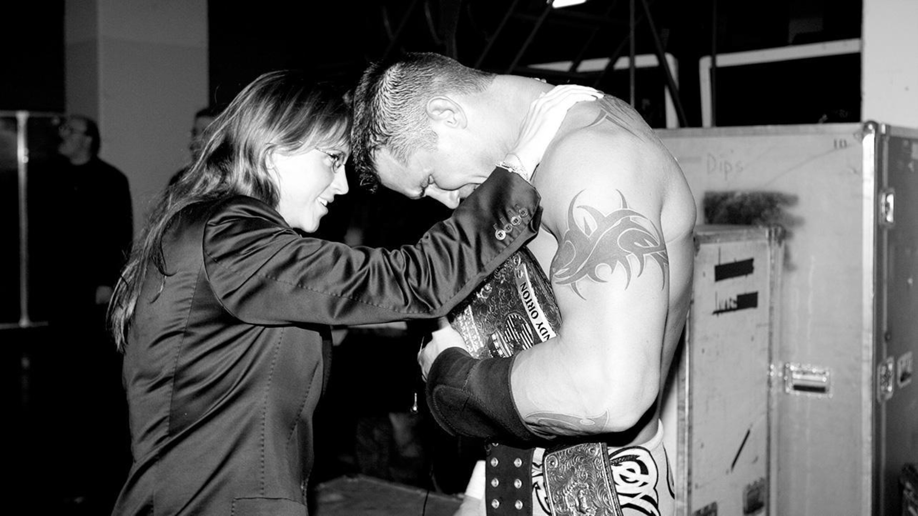 Randy Orton celebrates his title win. Randy Orton celebrates his title win.