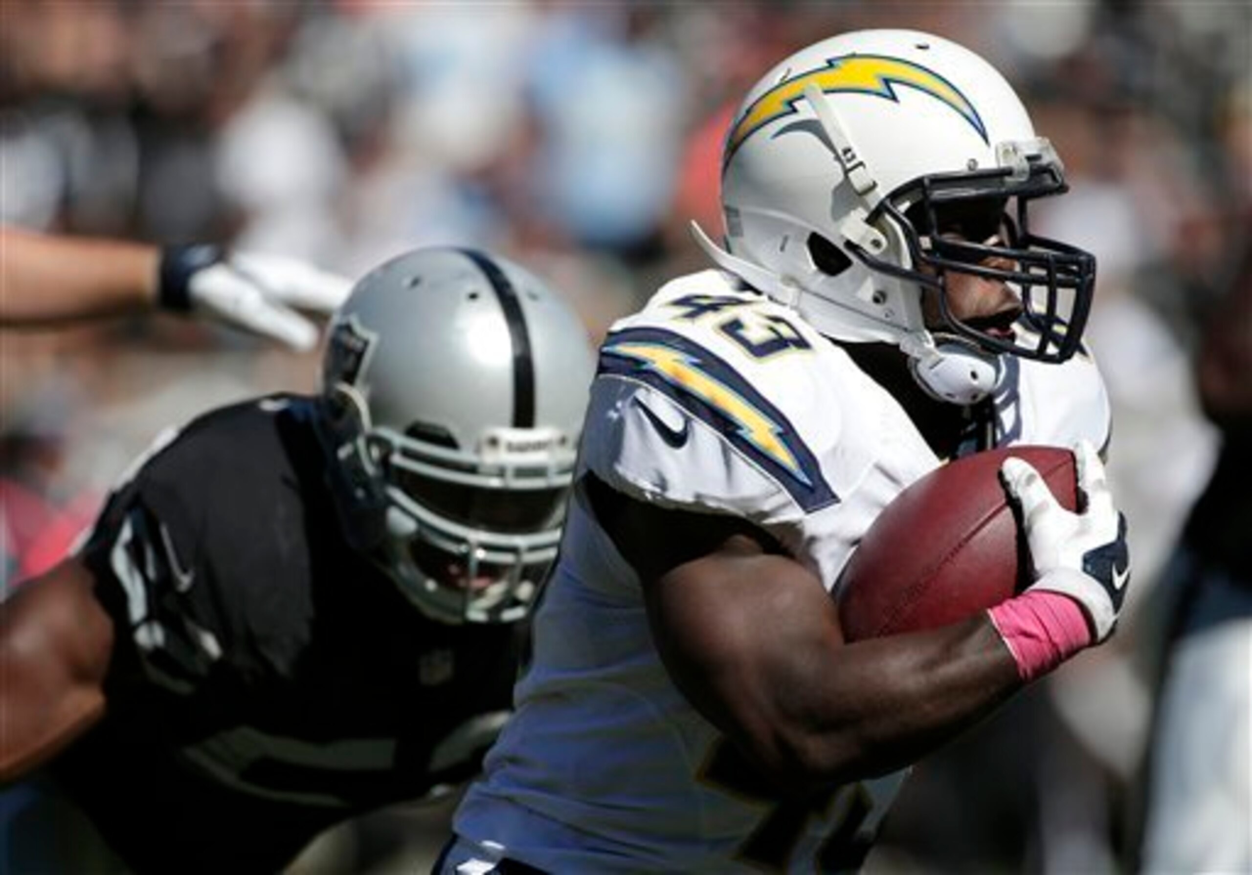 Chargers RB Branden Oliver