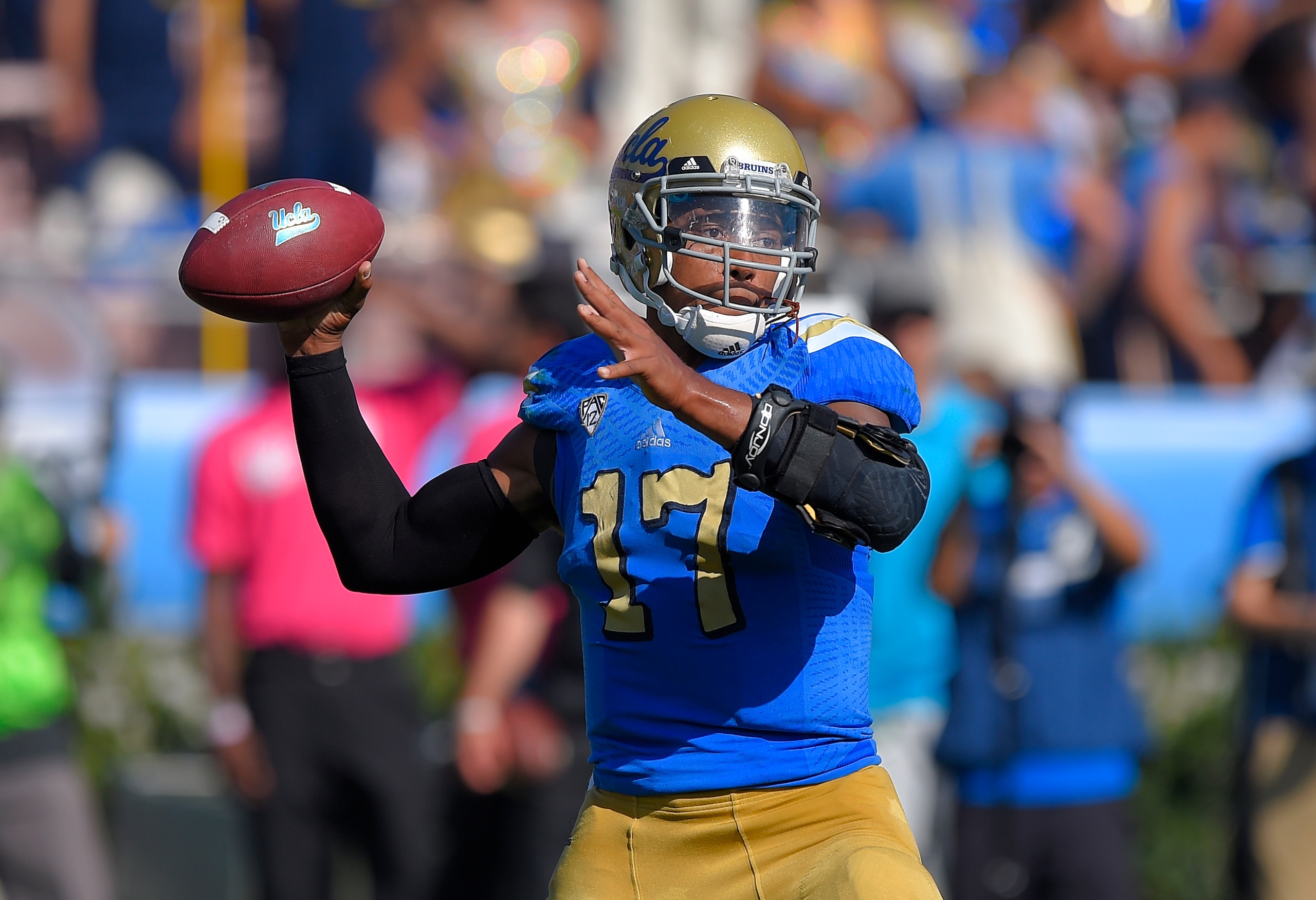 Brett Hundley and UCLA have not lived up to expectations this season.