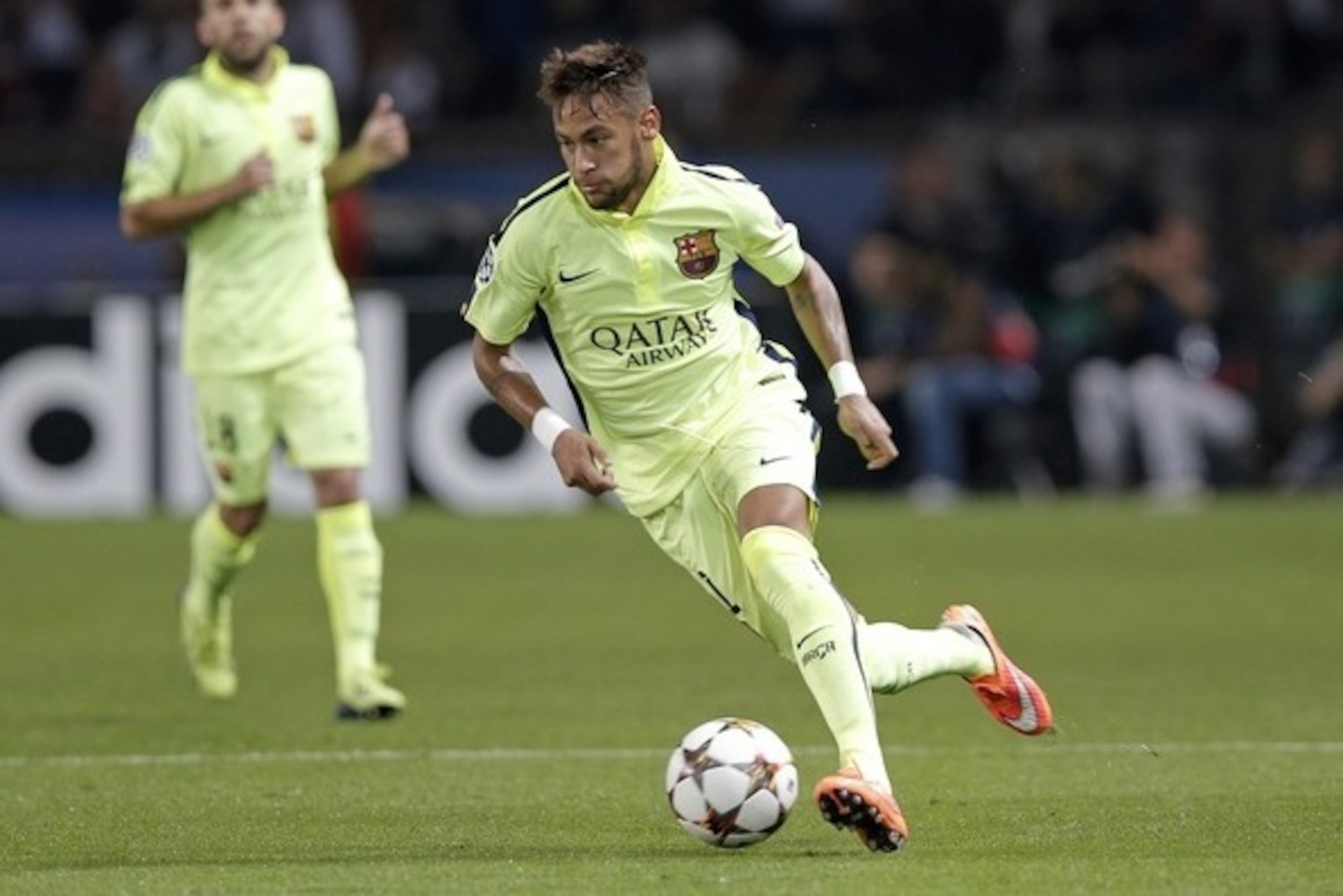 Neymar and Barcelona suffered an uncharacteristic loss in their last group stage match against PSG.