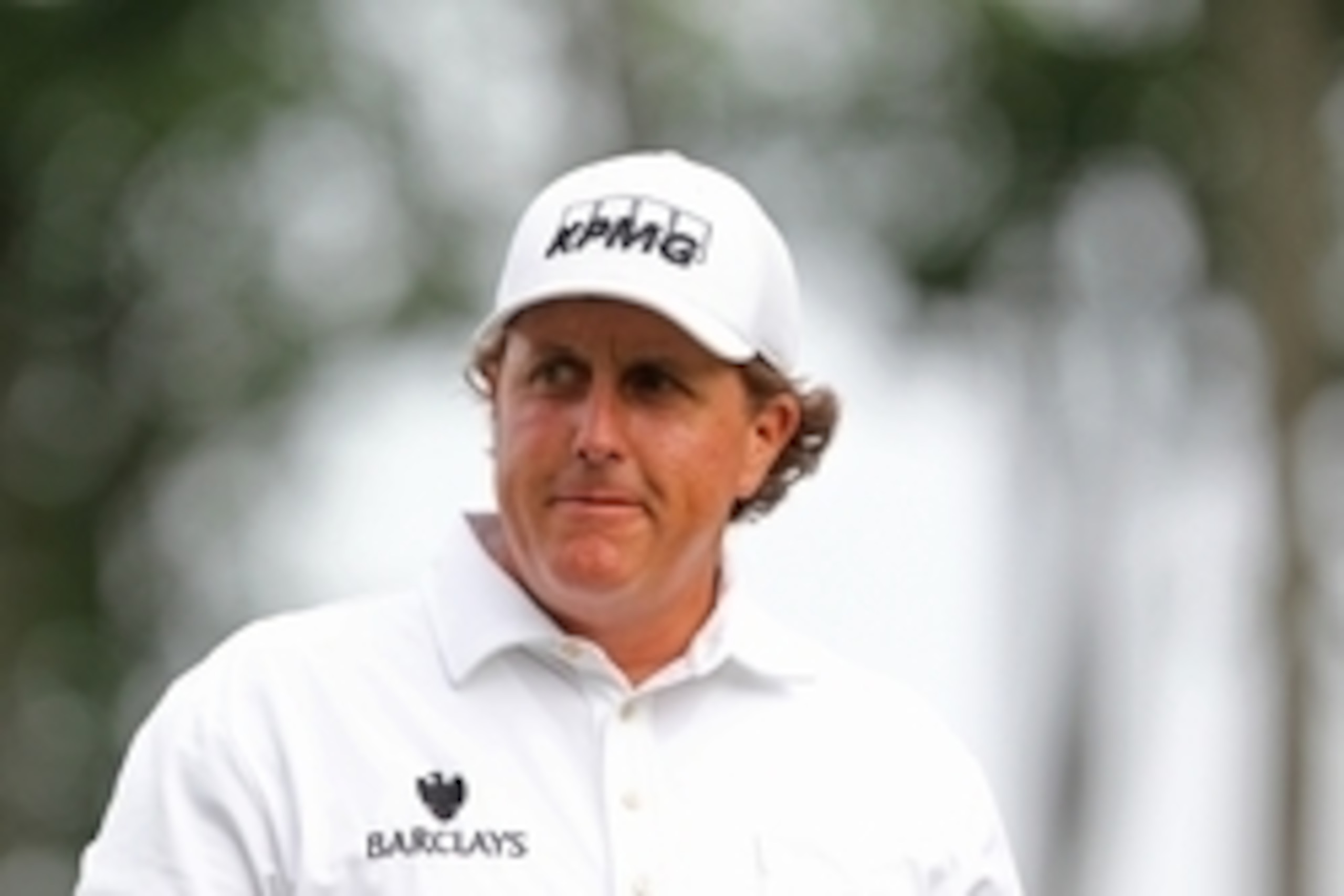 Phil Mickelson is in dire need of some increased focus on the golf course. Phil Mickelson is in dire need of some increased focus on the golf course.