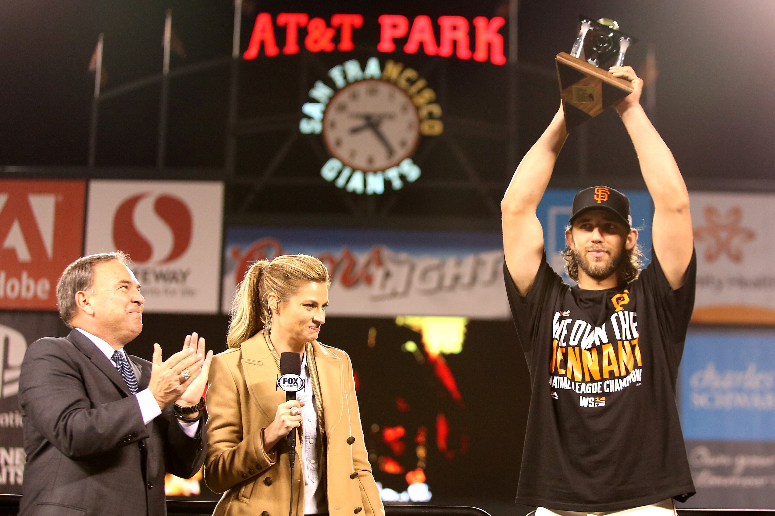 Giants ace Madison Bumgarner won NLCS MVP, but was he the MVP of the LCS for both leagues?