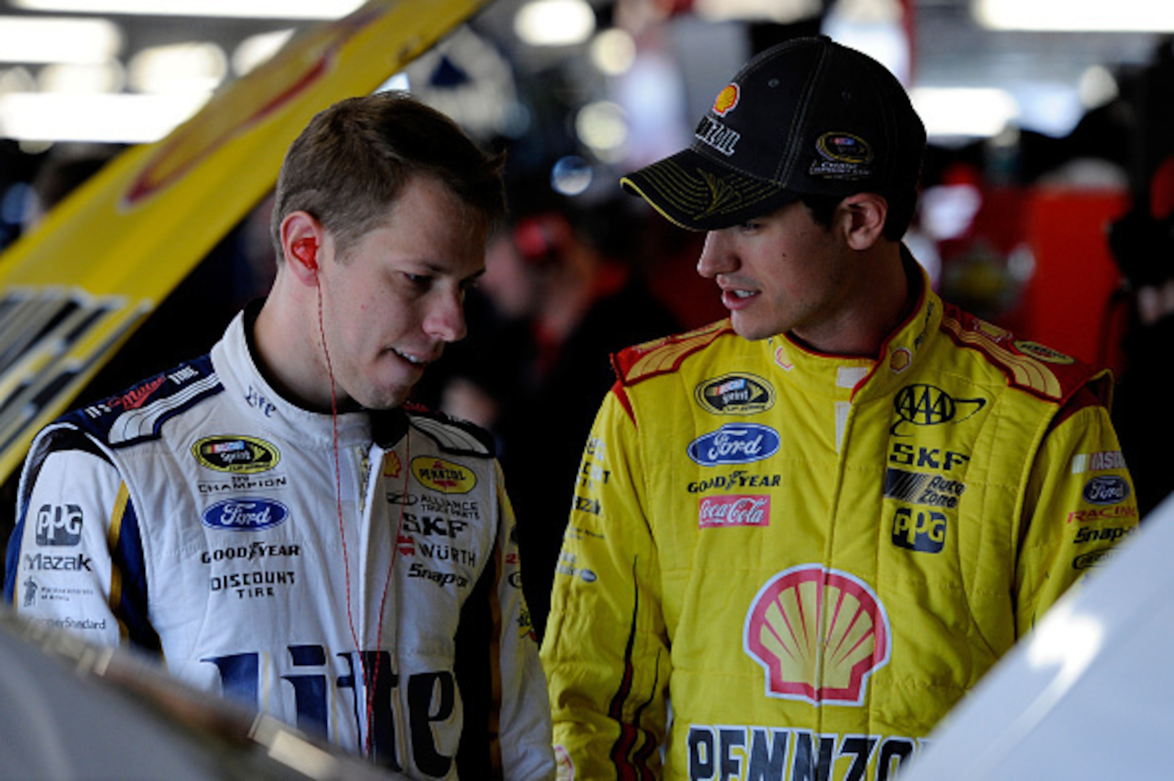 Brad Keselowski (left) and Joey Logano