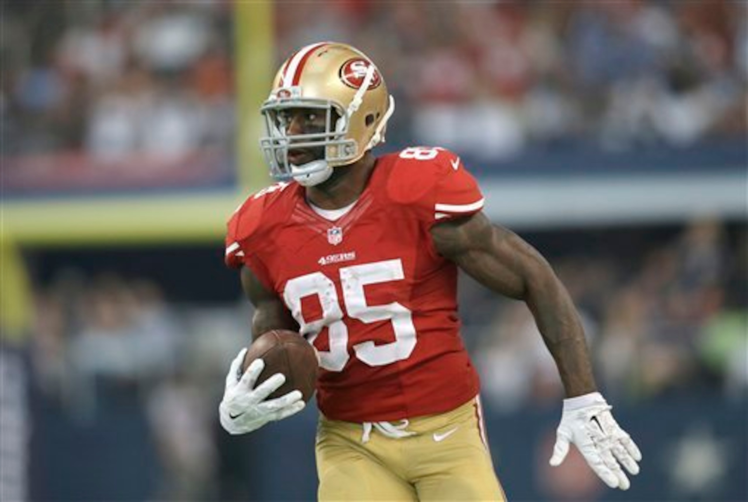 Vernon Davis is having a very poor year.