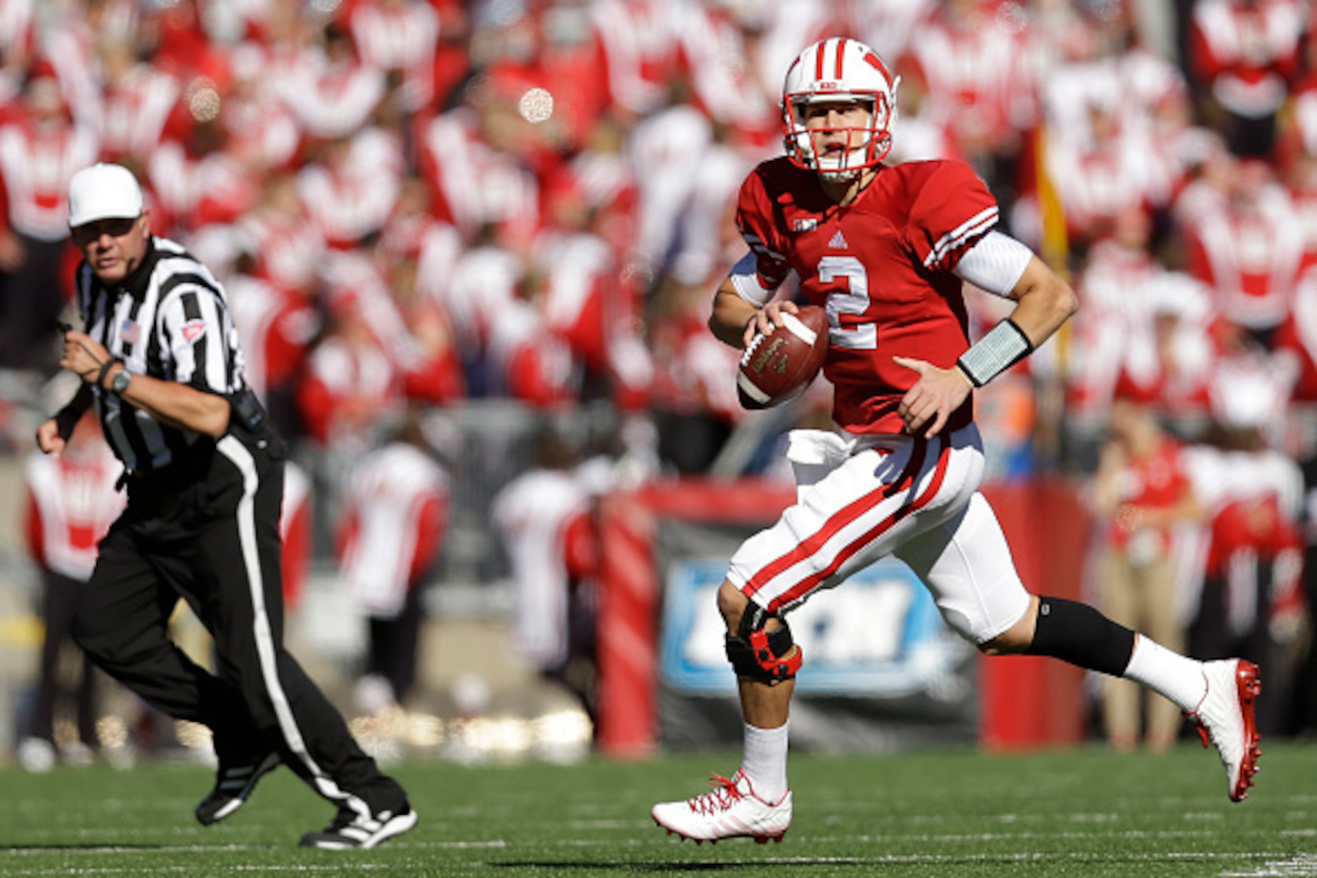 Joel Stave looked much more confident and comfortable against Maryland.
