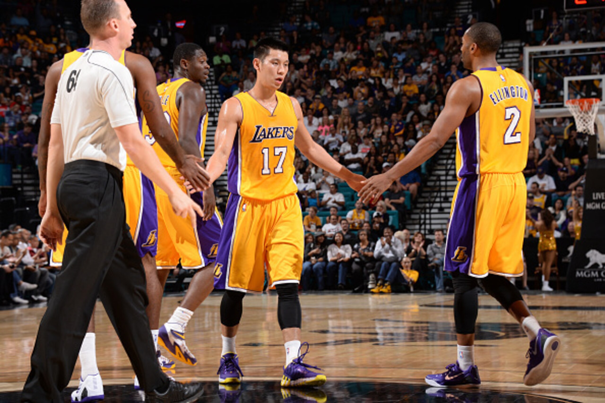 If the Los Angeles Lakers exceed expectations in 2015, Jeremy Lin will be a big reason why.