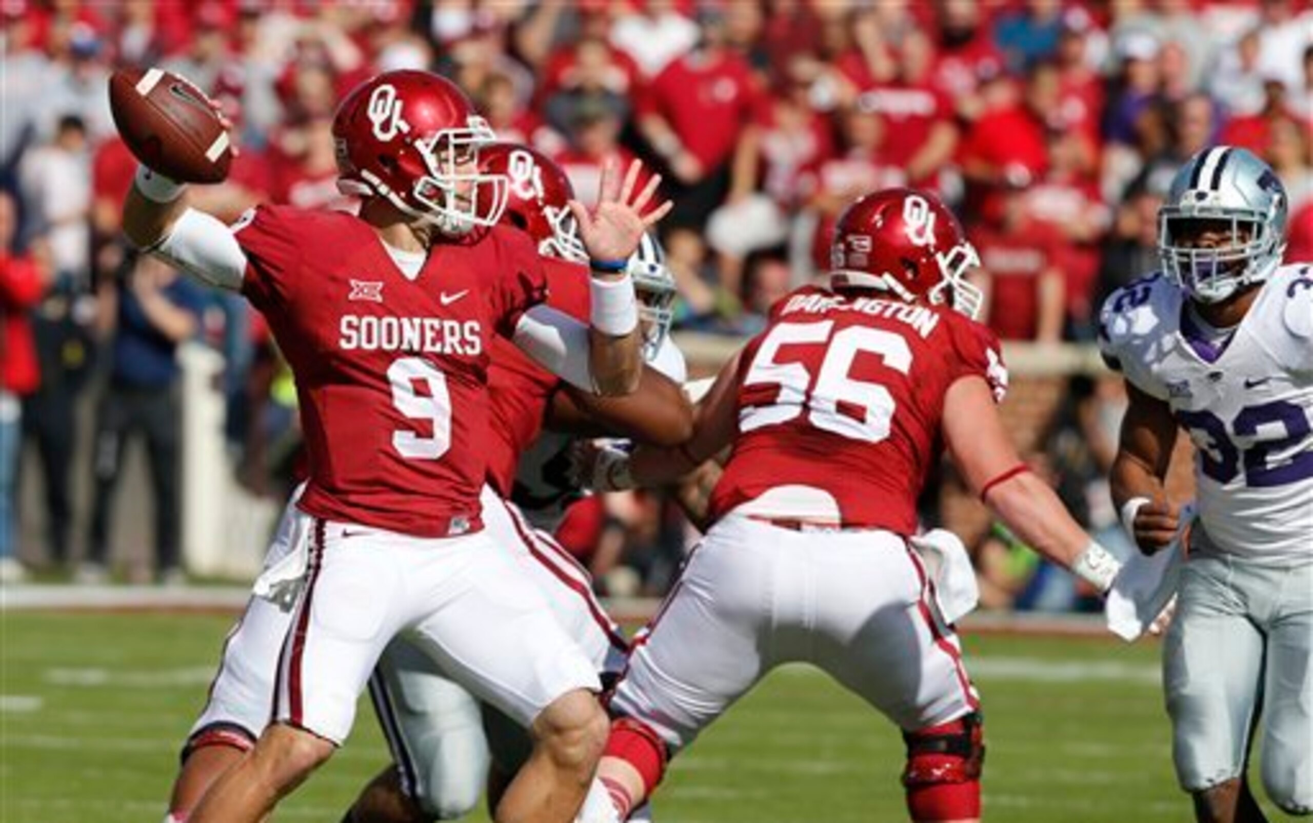 Trevor Knight and Oklahoma have been inconsistent this season.