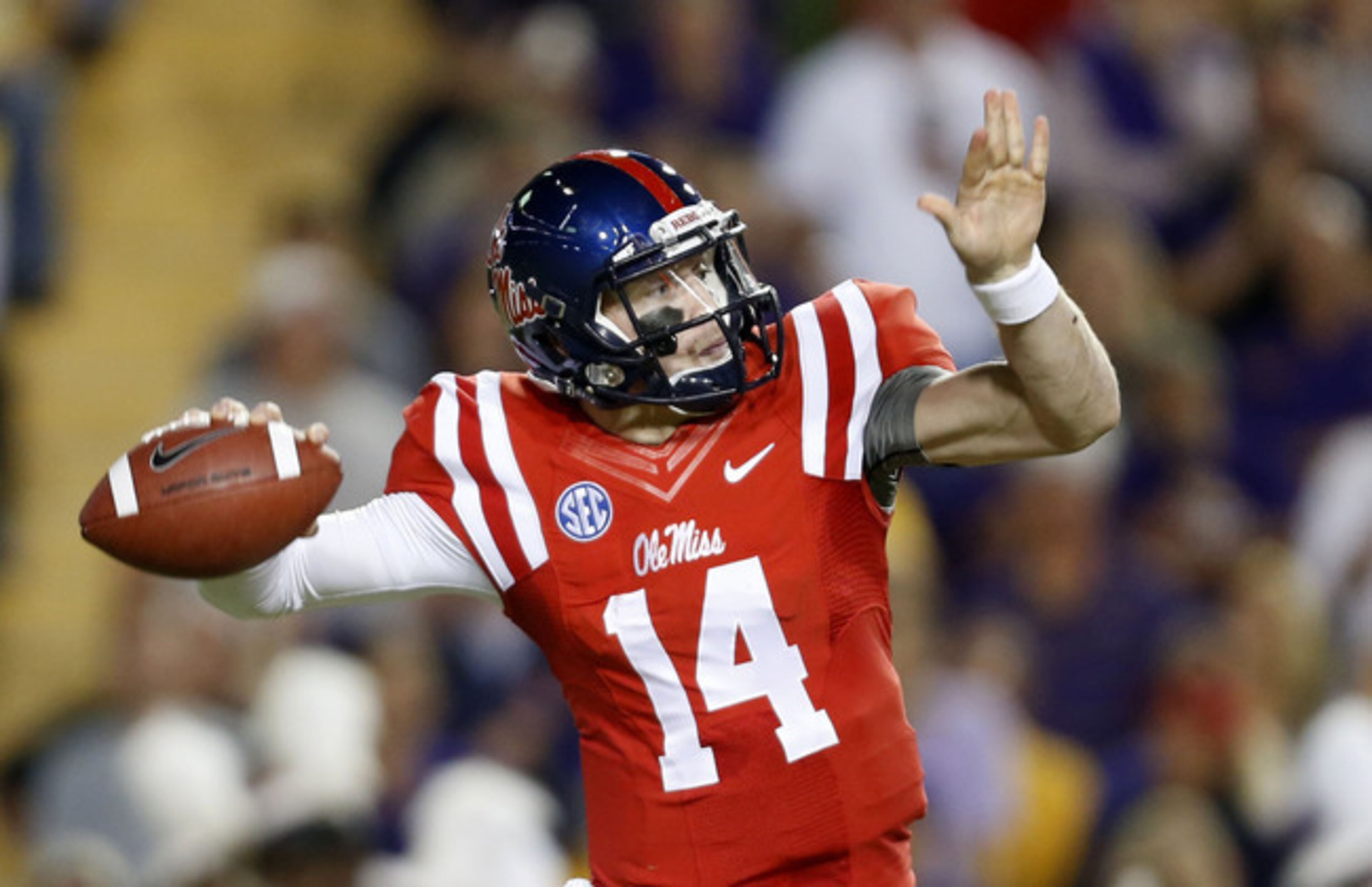 Bo Wallace must be more consistent for Ole Miss to make the College Football Playoffs.