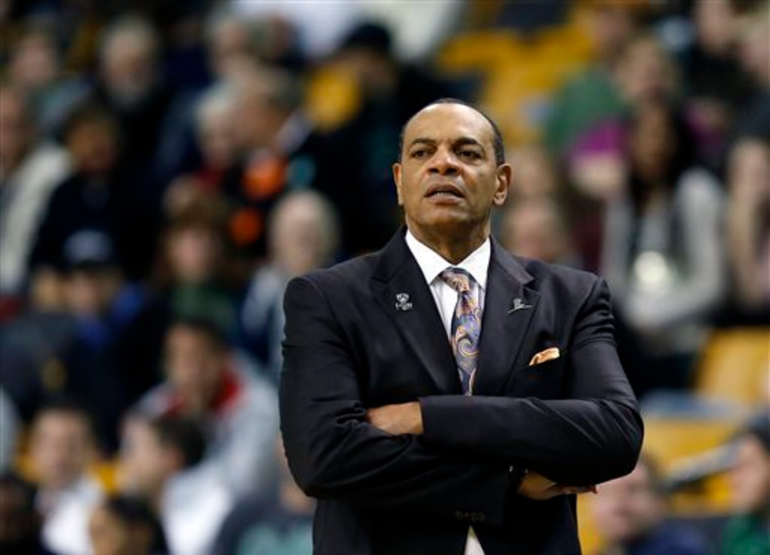 Lionel Hollins takes over a veteran Nets squad built to win now.