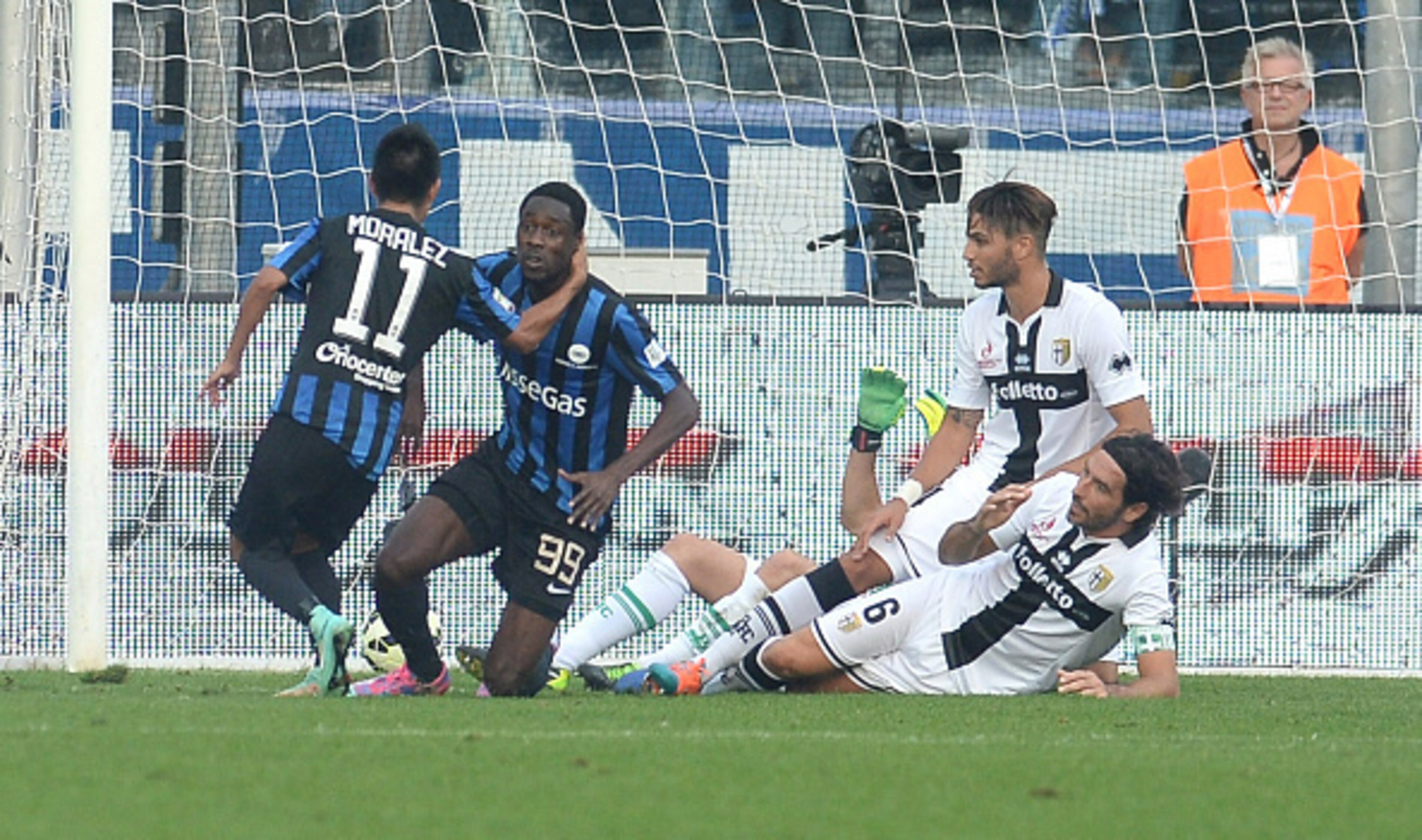 Boakye (second from left) scored the winner off the bench for La Dea against Parma.