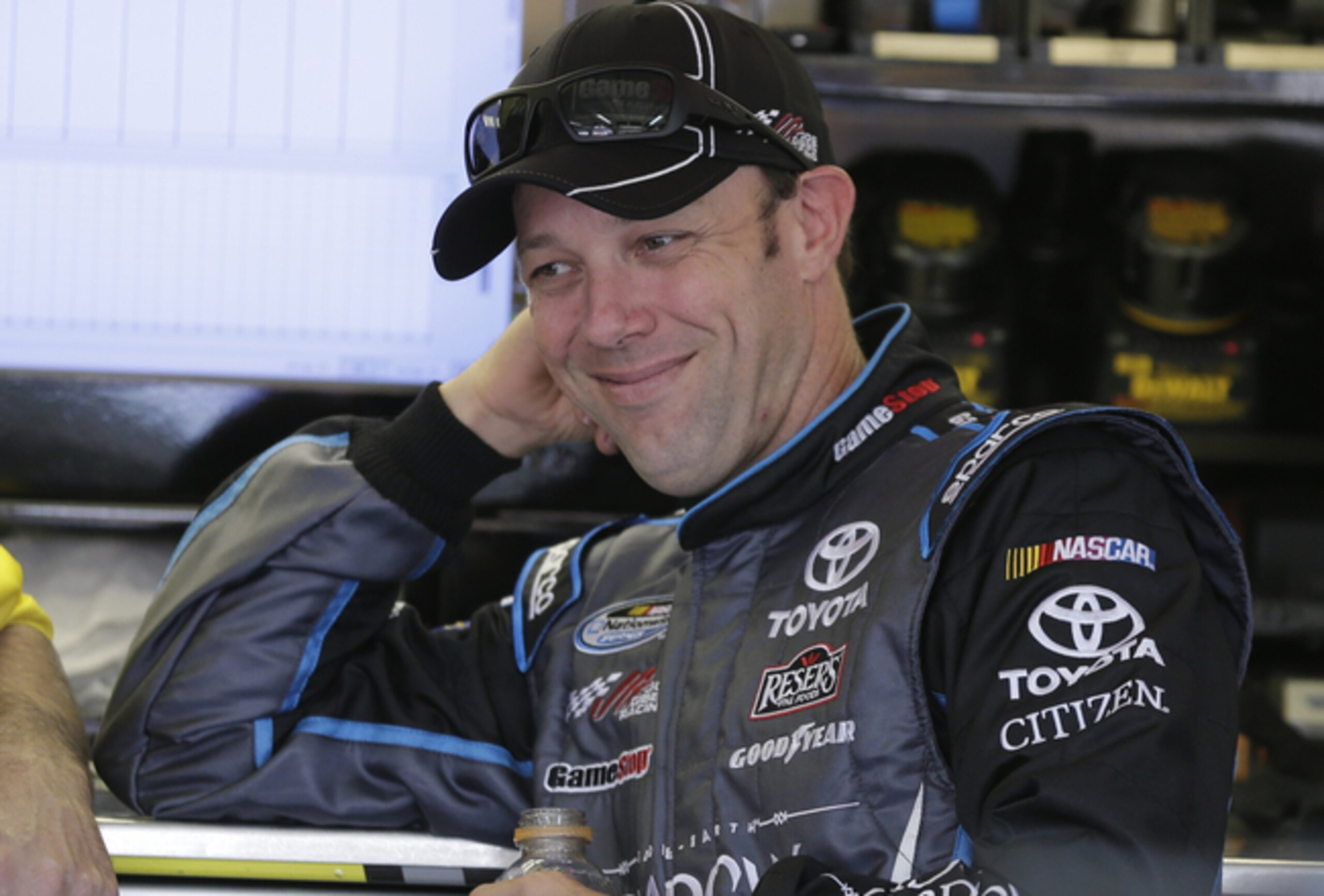 Matt Kenseth might want to watch for Kevin Harvick in his rearview mirror going forward.