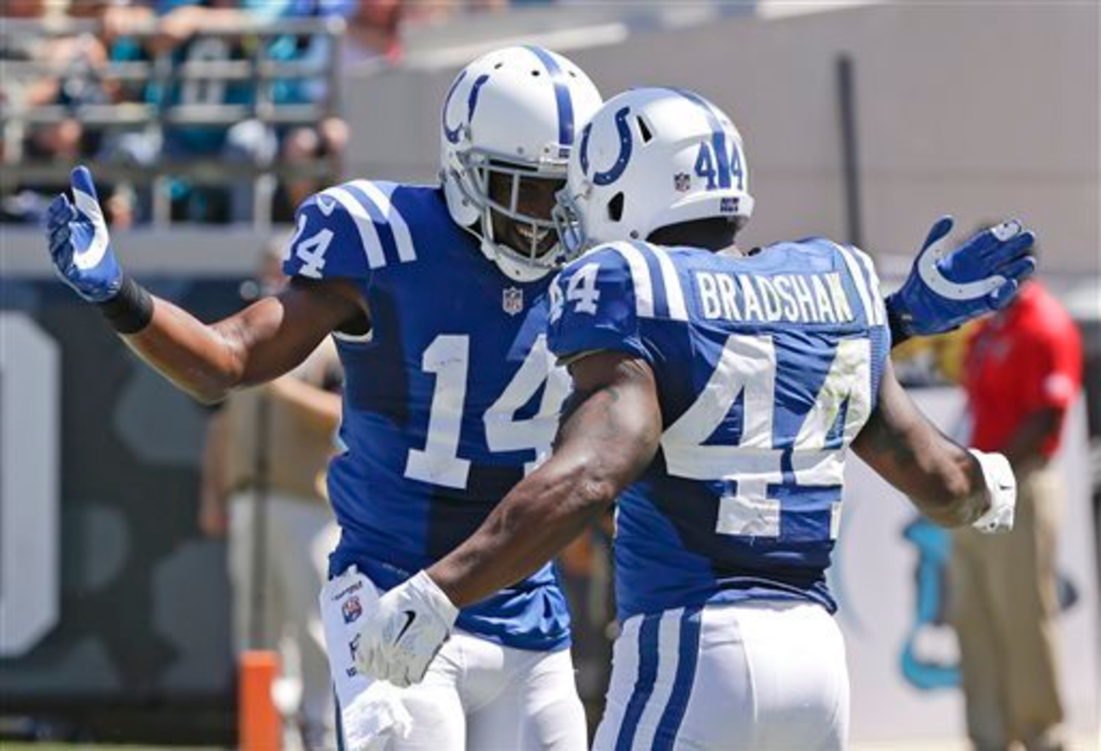 Ahmad Bradshaw and Hakeem Nicks will be practicing hard this week.