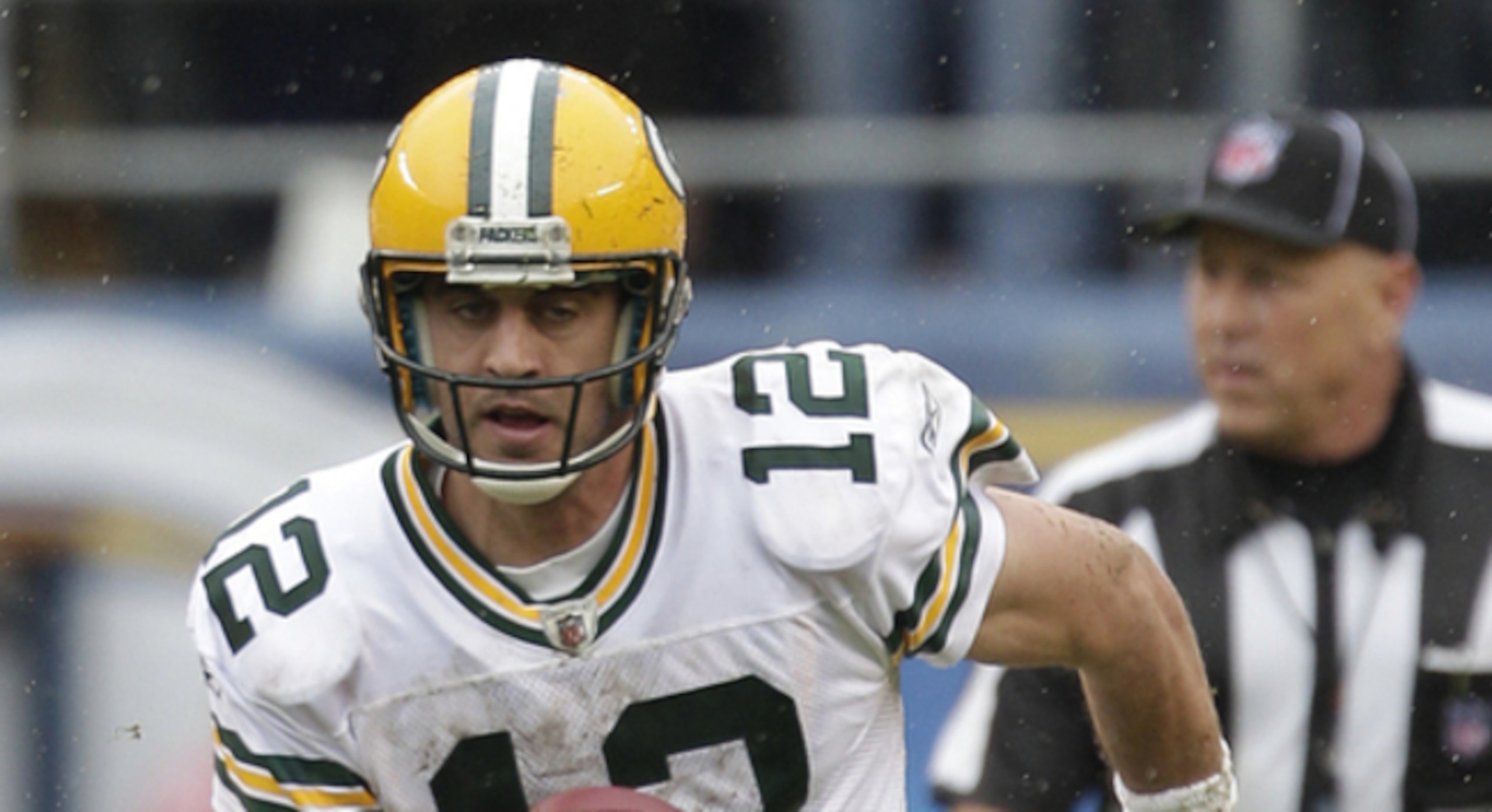 Aaron Rodgers' strong performance kept the Pack unbeaten.