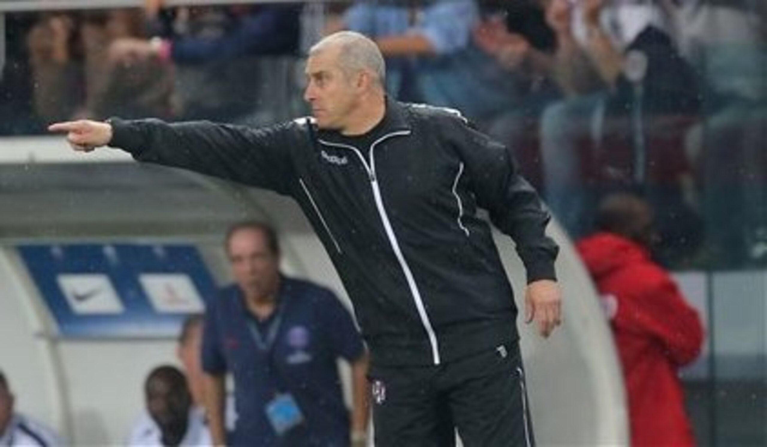 Alain Casanova needs to rethink his game plan.
