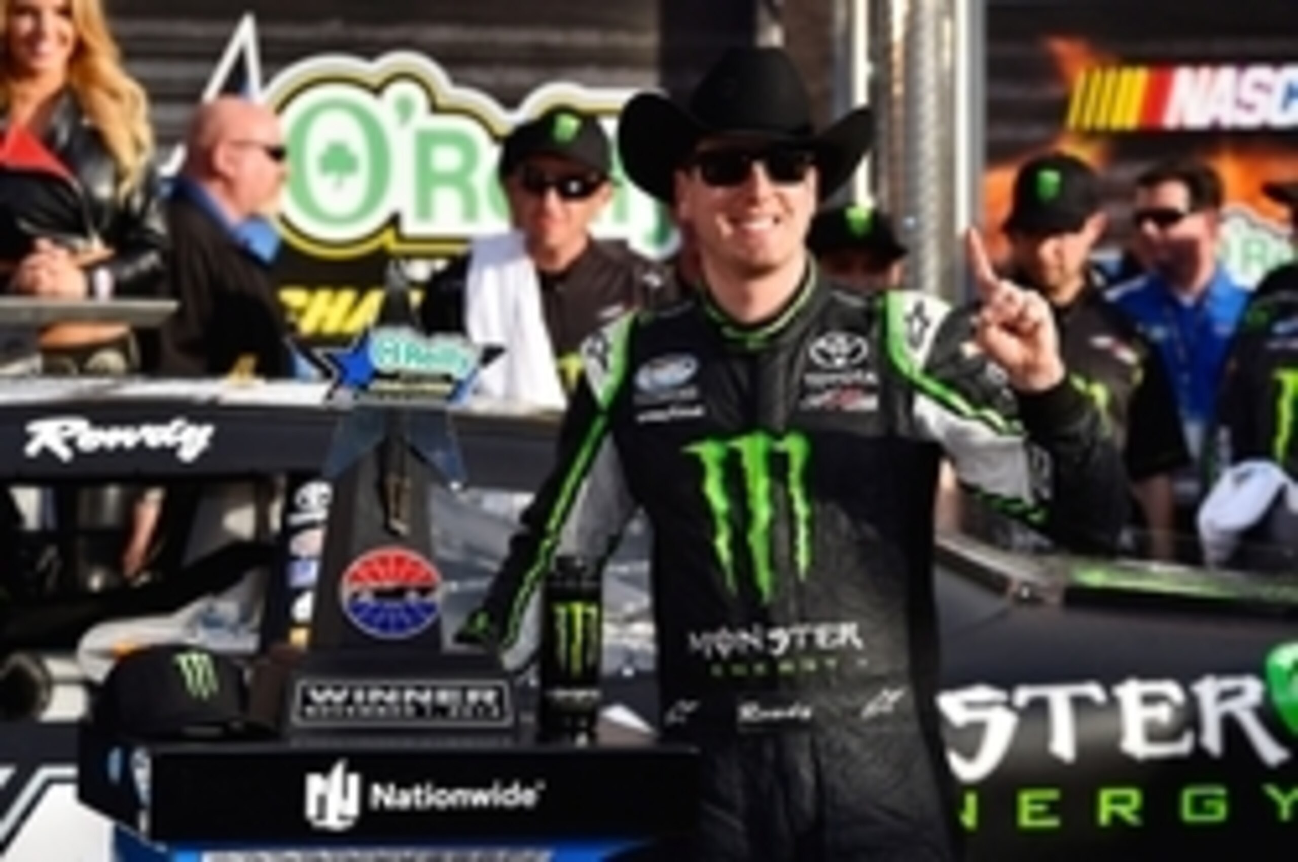 Kyle Busch wins the O'Reilly 300