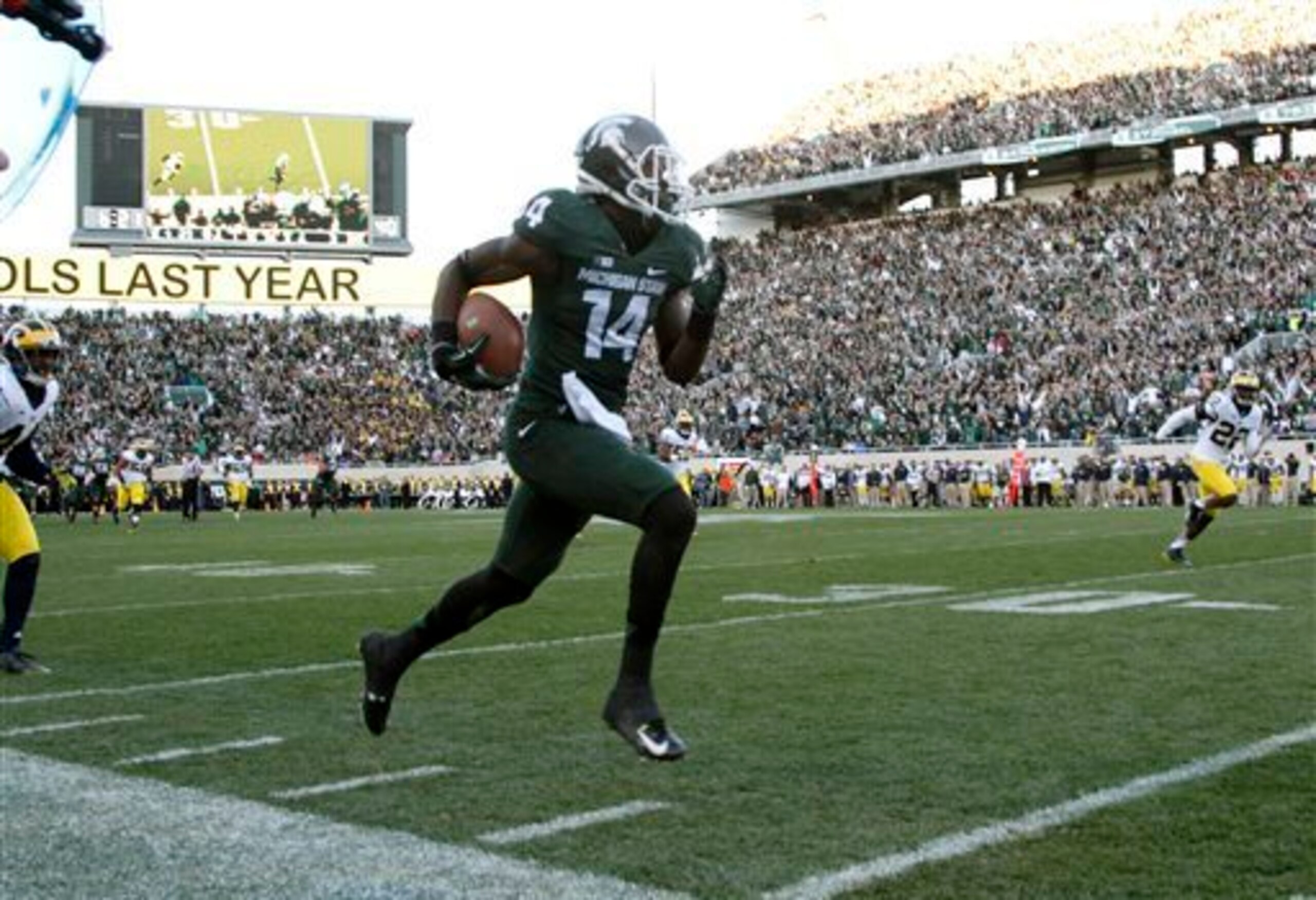 Michigan State WR Tony Lippett is one of the Big Ten's best players.