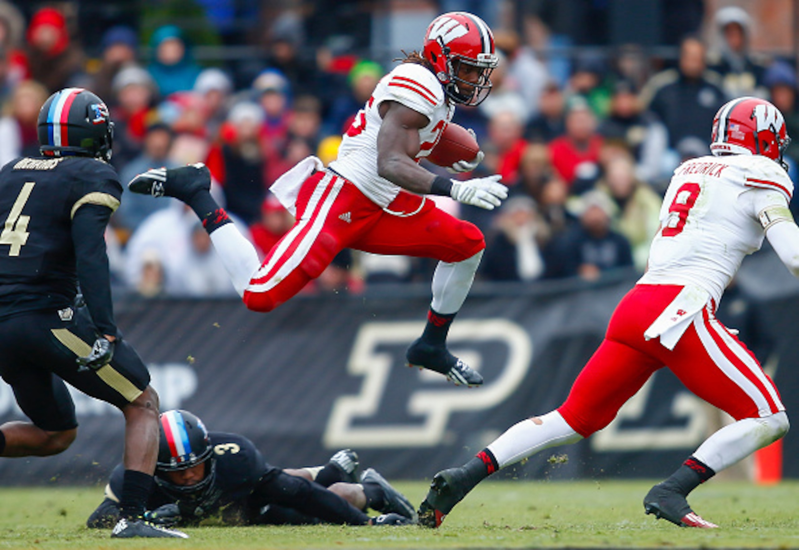 Melvin Gordon and the Badgers should edge out the Cornhuskers in a nail-biter.