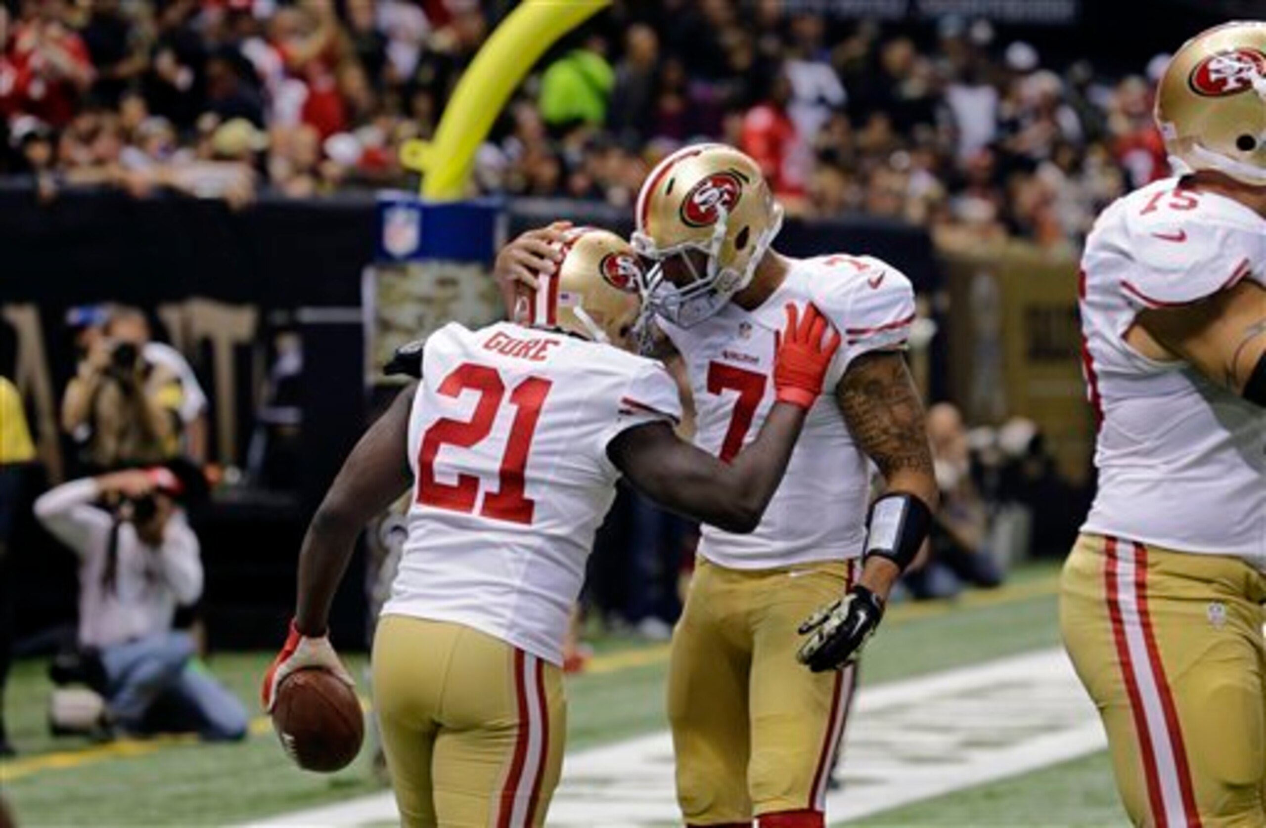 Frank Gore notched the first 49ers touchdown of the day.