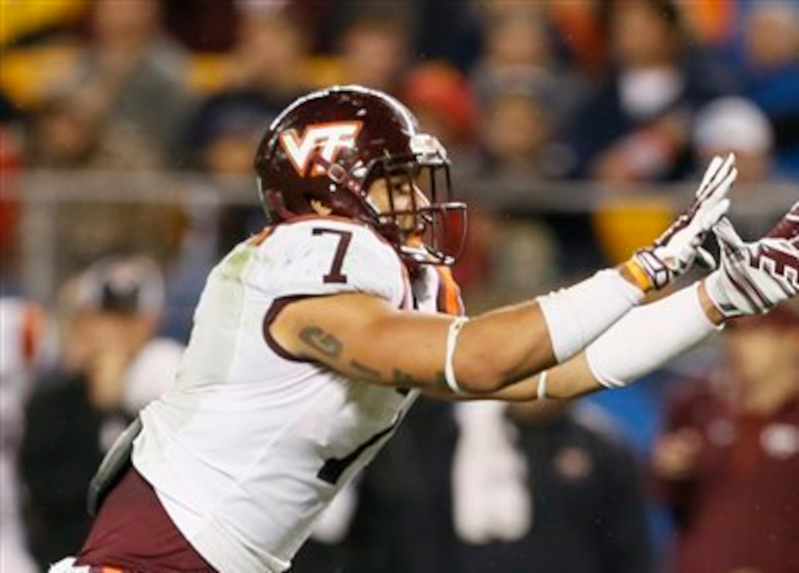 Virginia Tech tight end Bucky Hodges
