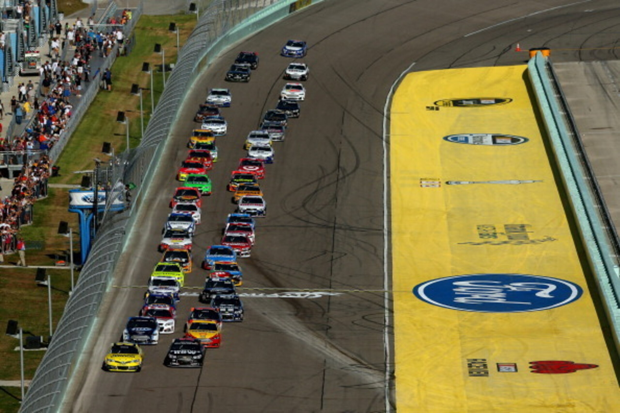 Front straightaway at Homestead-Miami Speedway