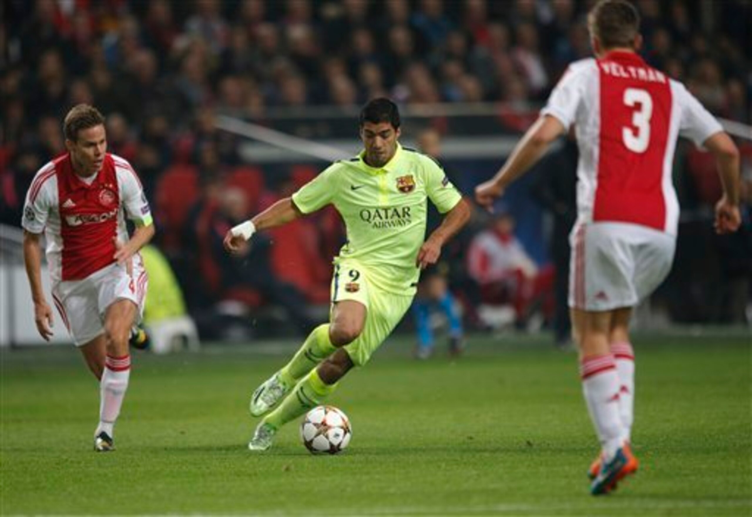 Suarez needs the ball played to him quicker.