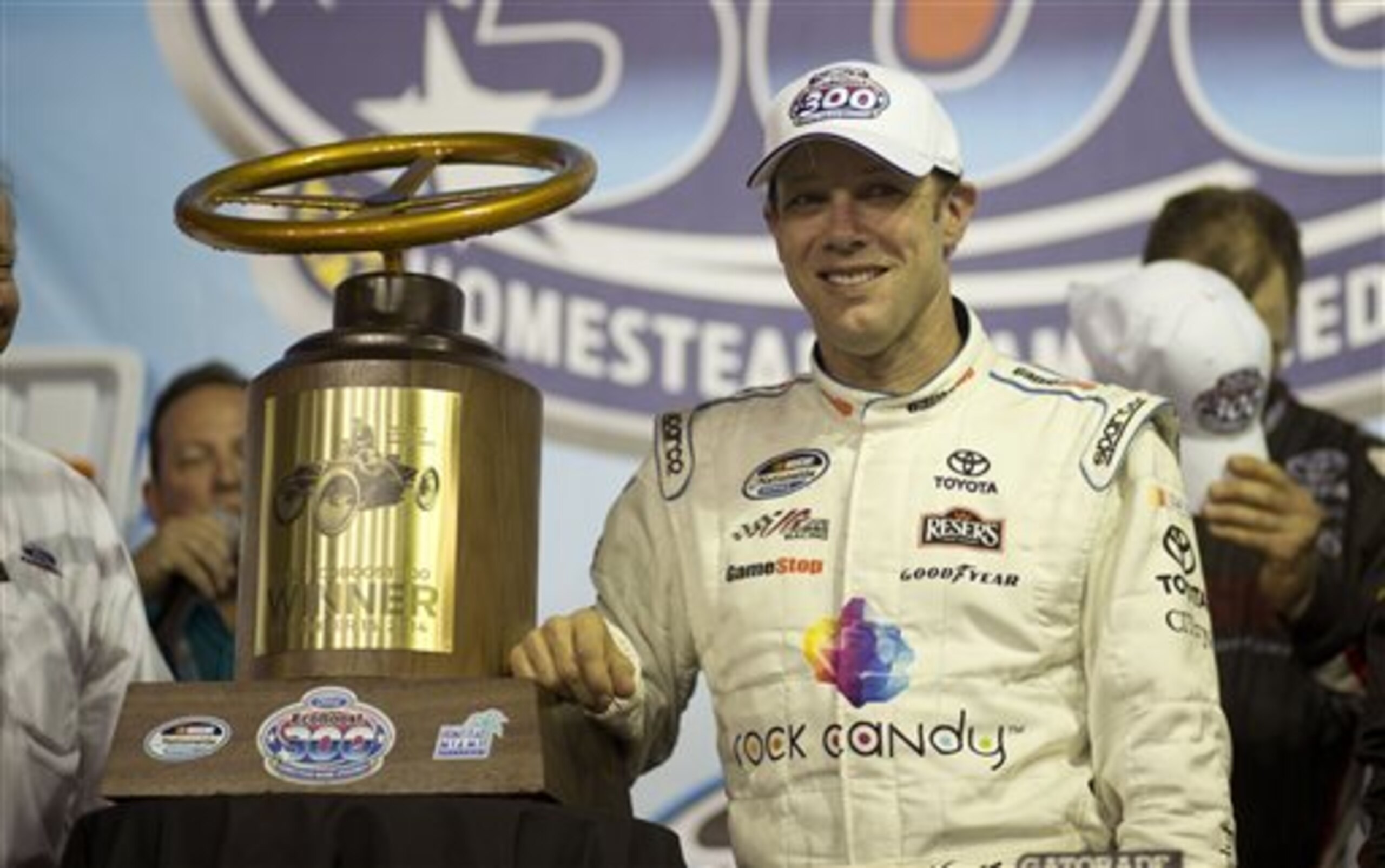 Matt Kenseth finally won a race in the Nationwide Series Saturday, but he finished 2014 winless in the Sprint Cup Series.
