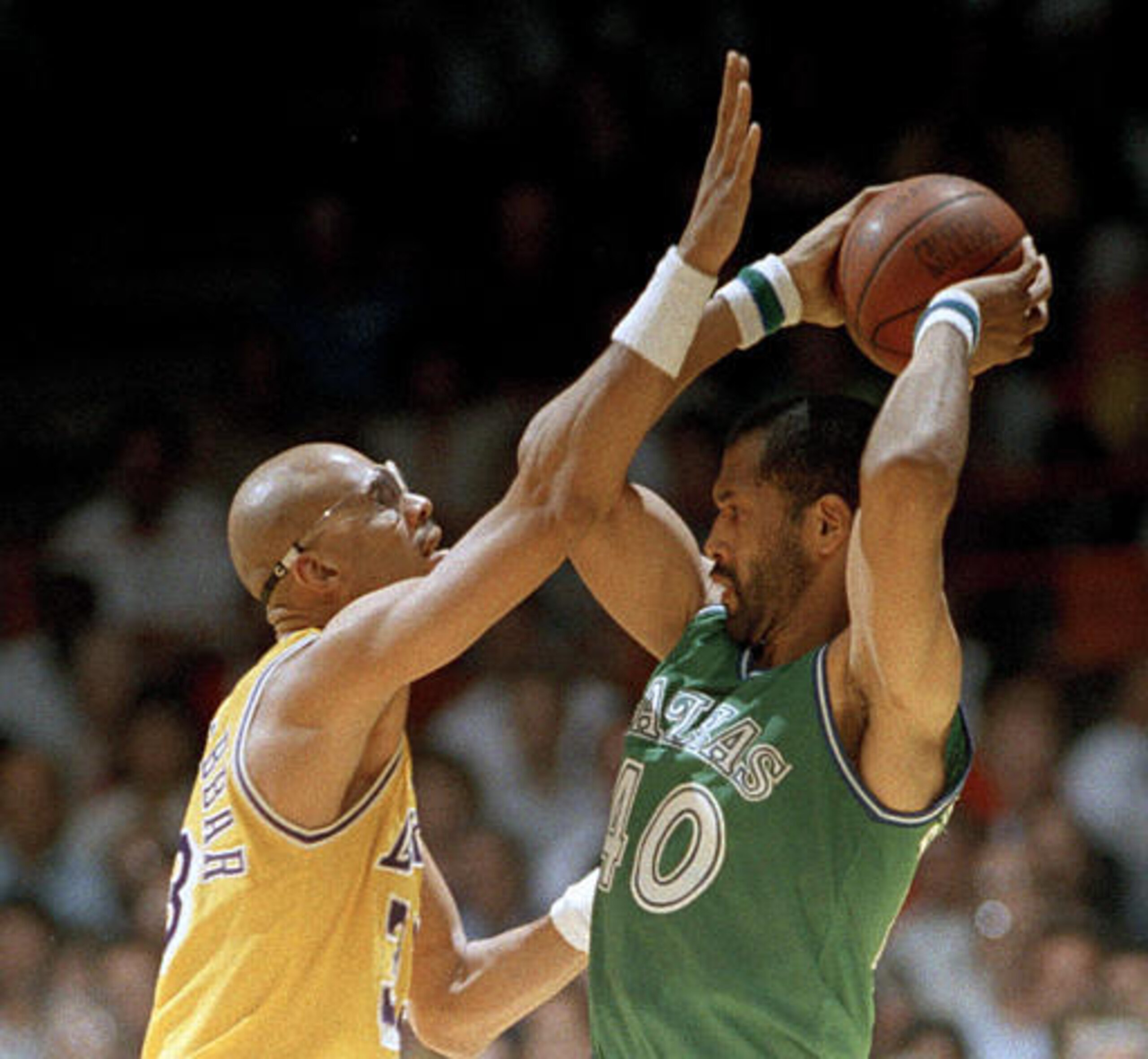 Over a 20-year career, Kareem Abdul-Jabbar committed a record 4,657 fouls.