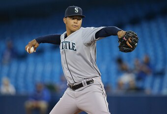 Walker left the AFL after two starts, but the Mariners say he is healthy.