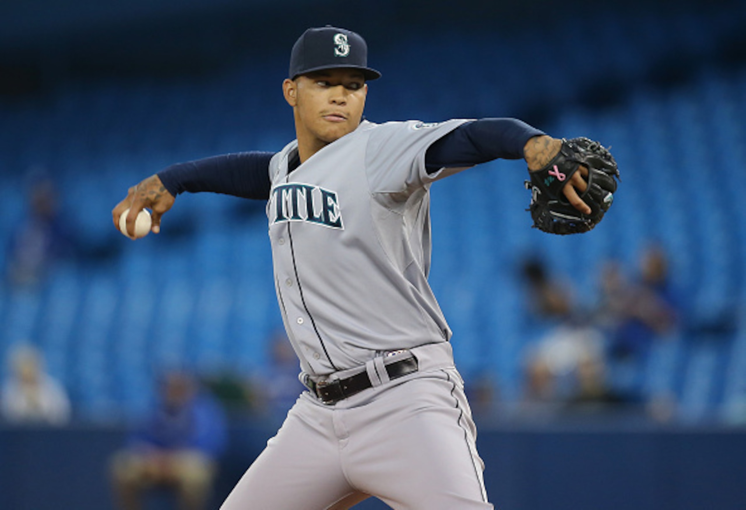 Walker left the AFL after two starts, but the Mariners say he is healthy.