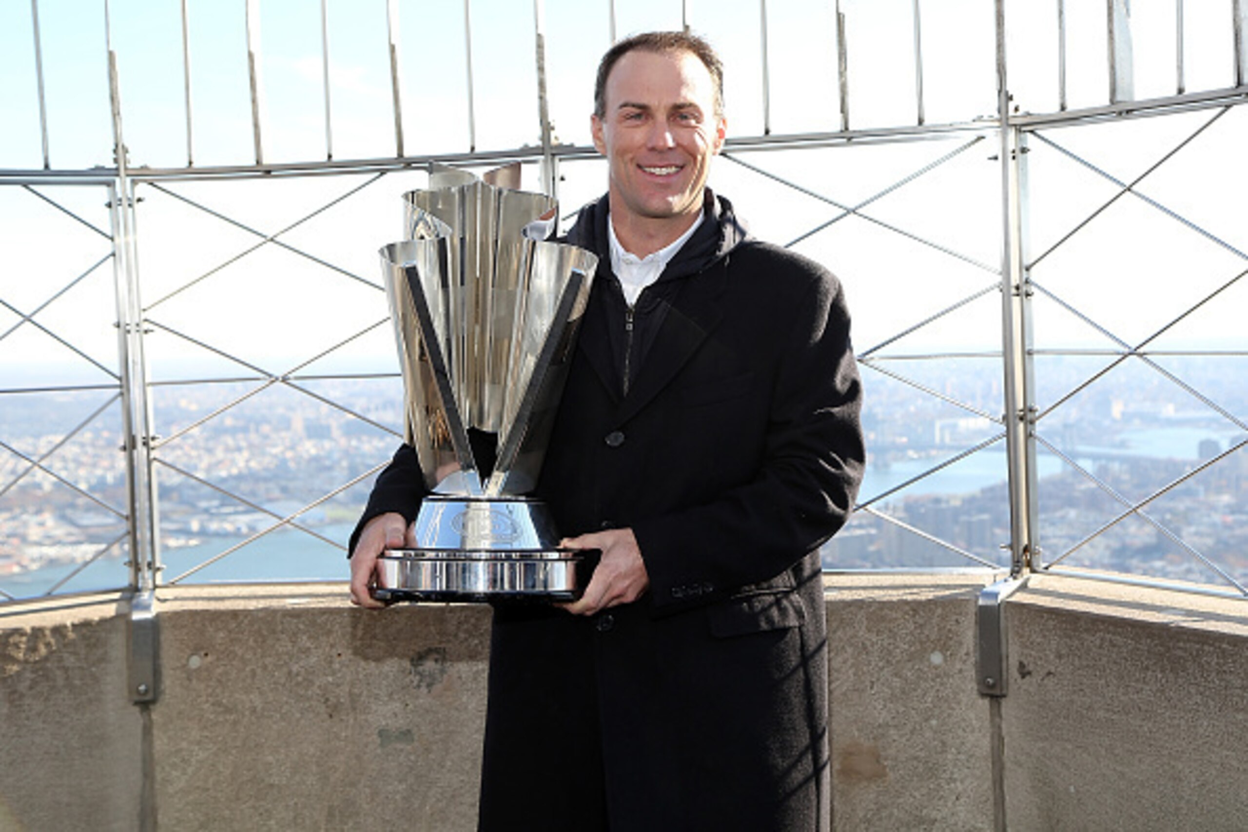 Kevin Harvick and the Sprint Cup atop the Empire State Building