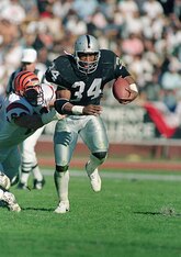 Bo Jackson was as talented as anyone in football, but a hip injury ended his career after just four seasons in the NFL.