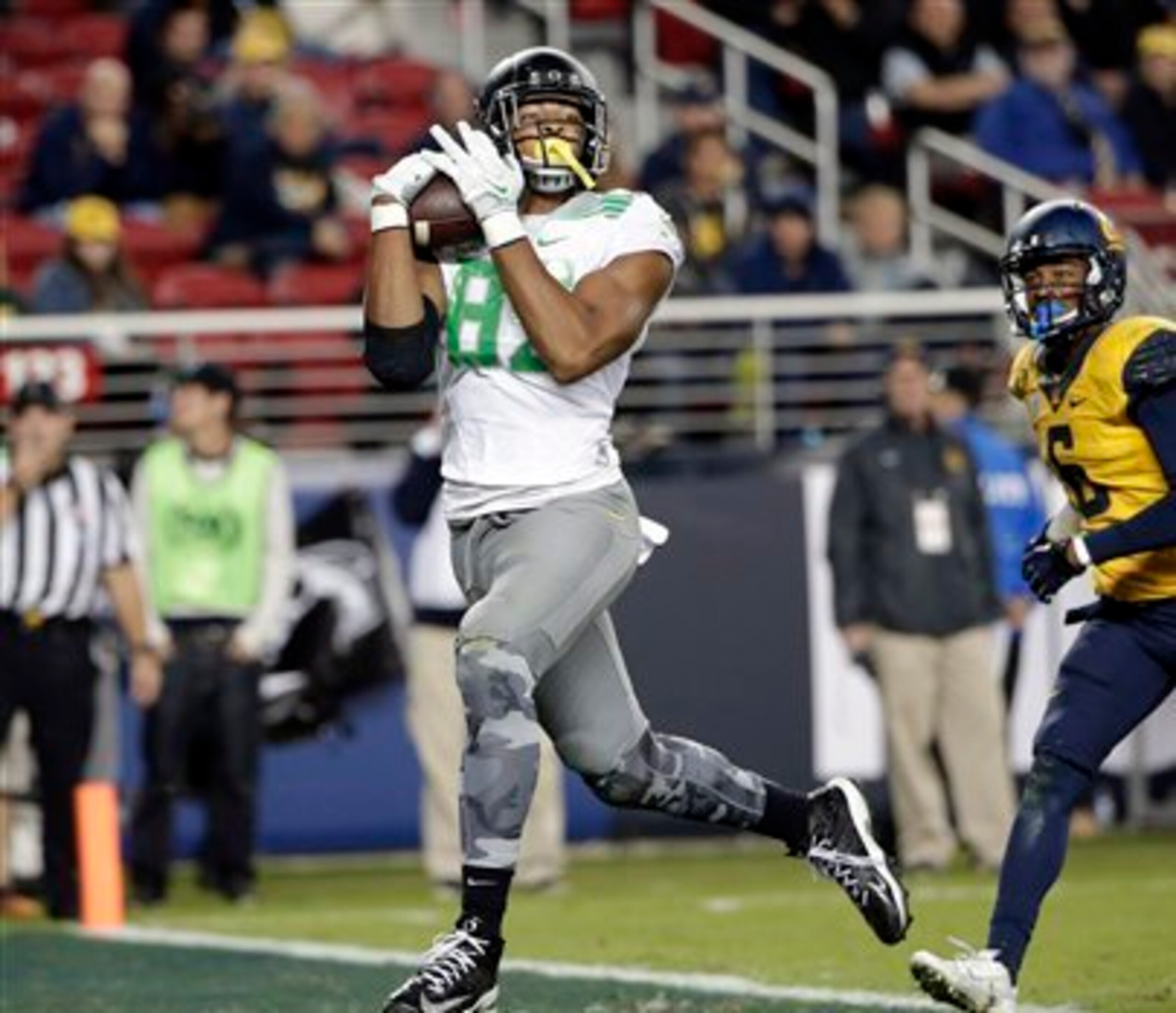 TE Pharaoh Brown