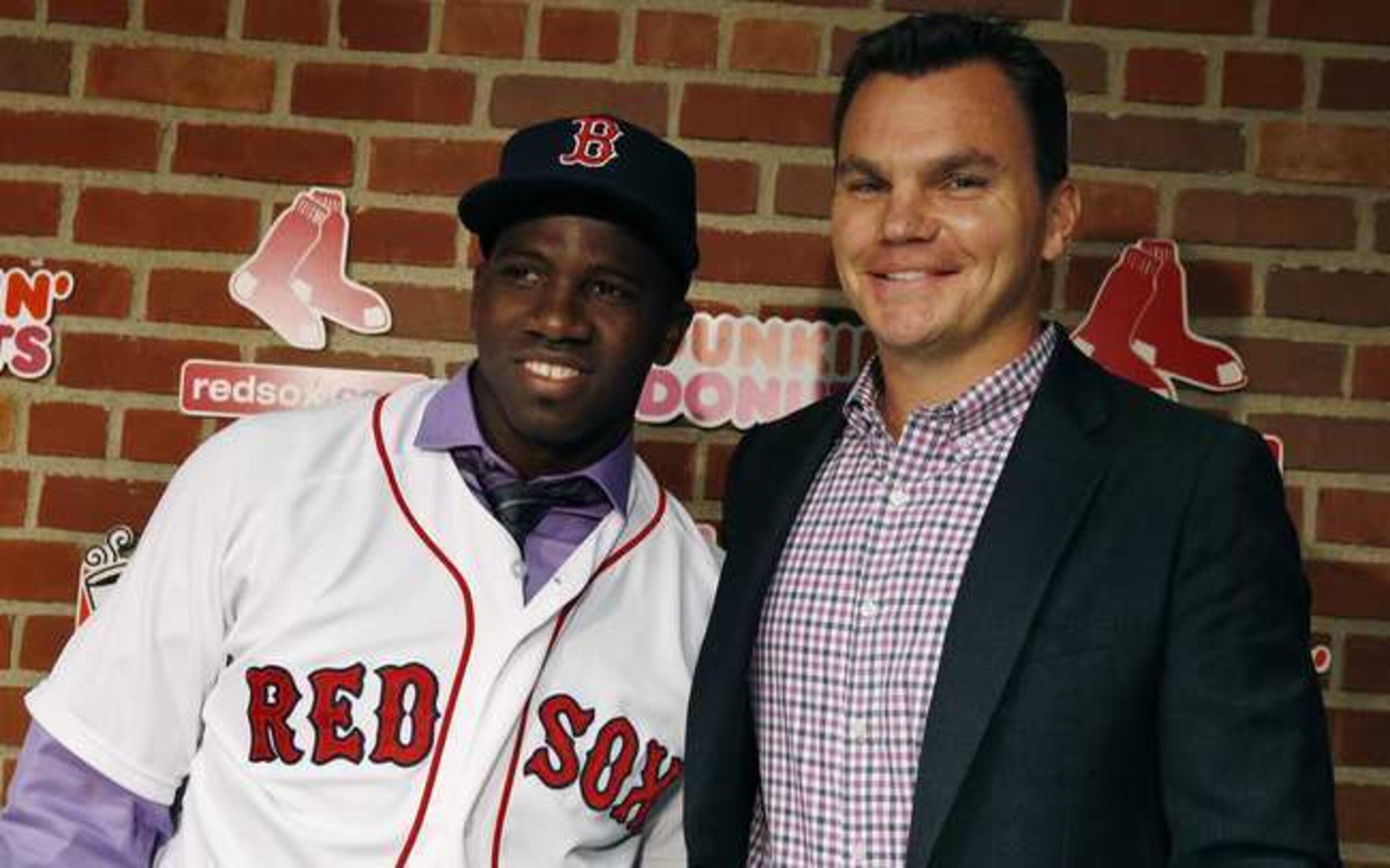 Boston Red Sox general manager Ben Cherington with Cuban outfielder Rusney Castillo.