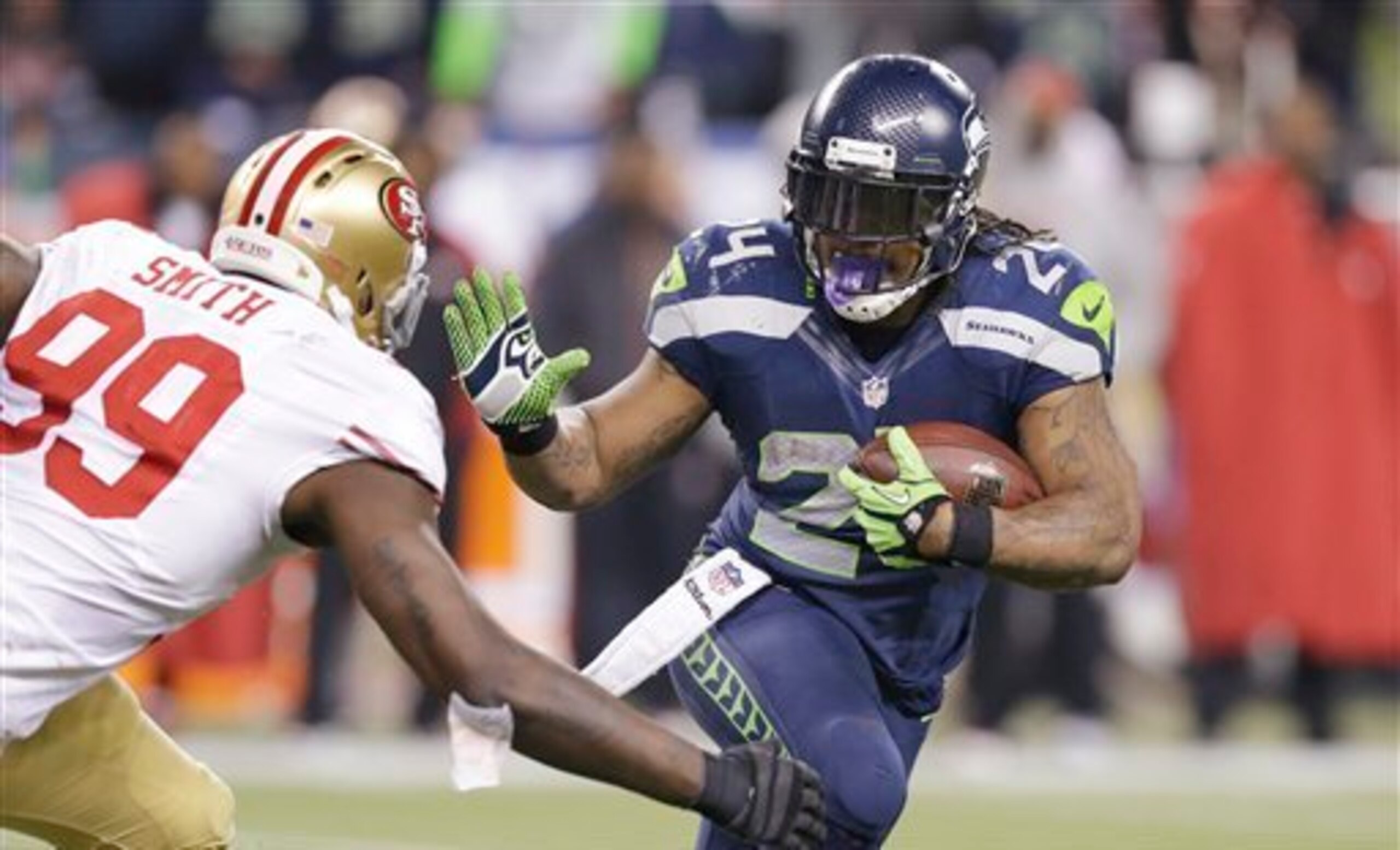 Aldon Smith chasing Marshawn Lynch