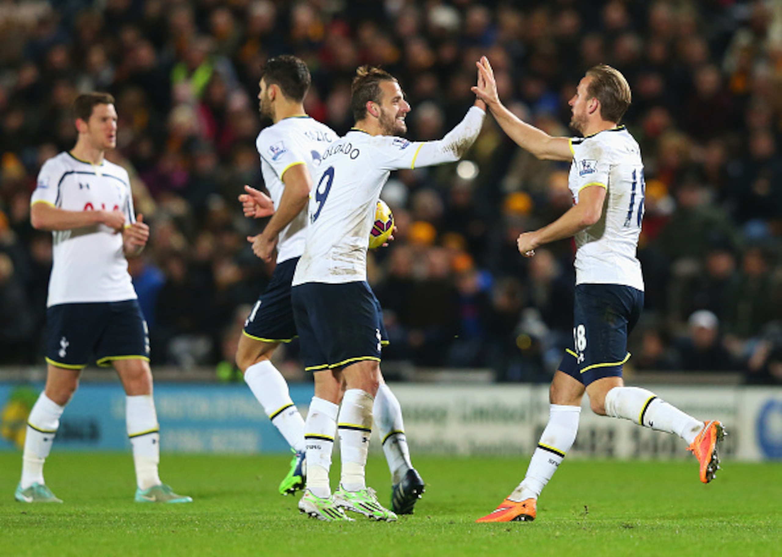 Roberto Soldado and Harry Kane together in attack will be worth another look on Sunday.