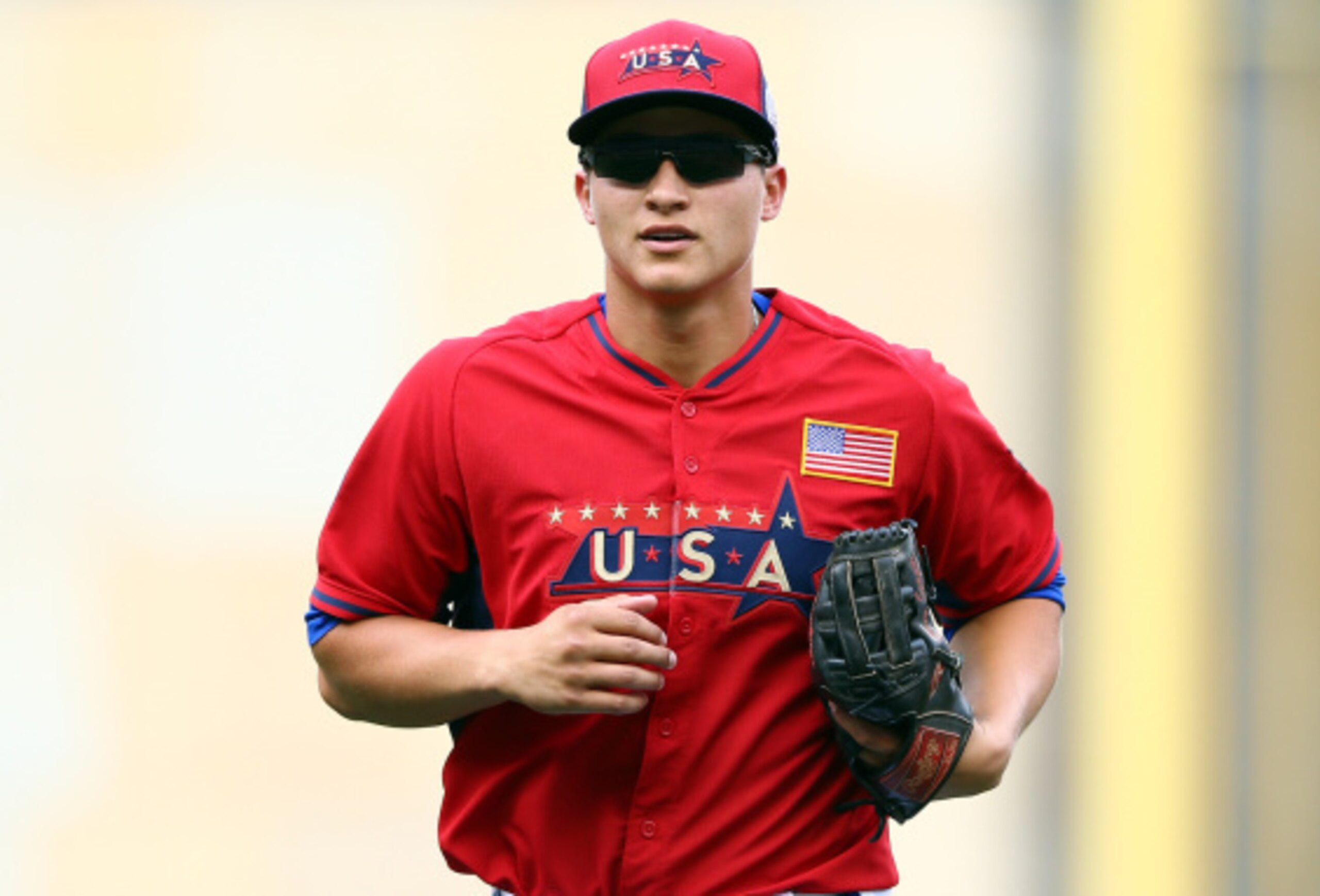 MINNEAPOLIS, MN - JULY 13:  Corey Seager of the U.S. Team during the SiriusXM All-Star Futures Game at Target Field on July 13, 2014 in Minneapolis, Minnesota.  (Photo by Elsa/Getty Images)