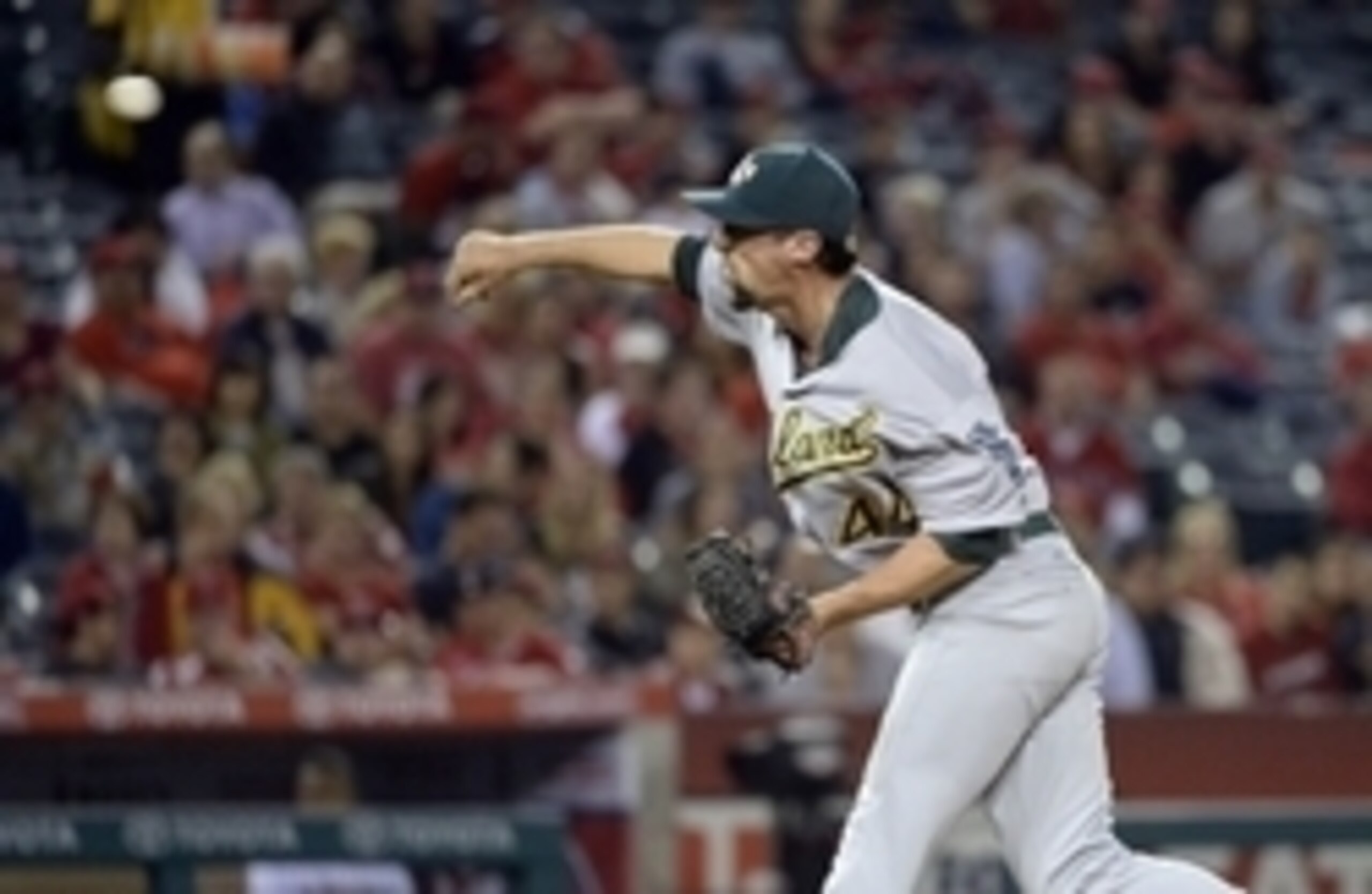 Right-hander Luke Gregerson would make a solid addition to the Dodgers' much-maligned bullpen.