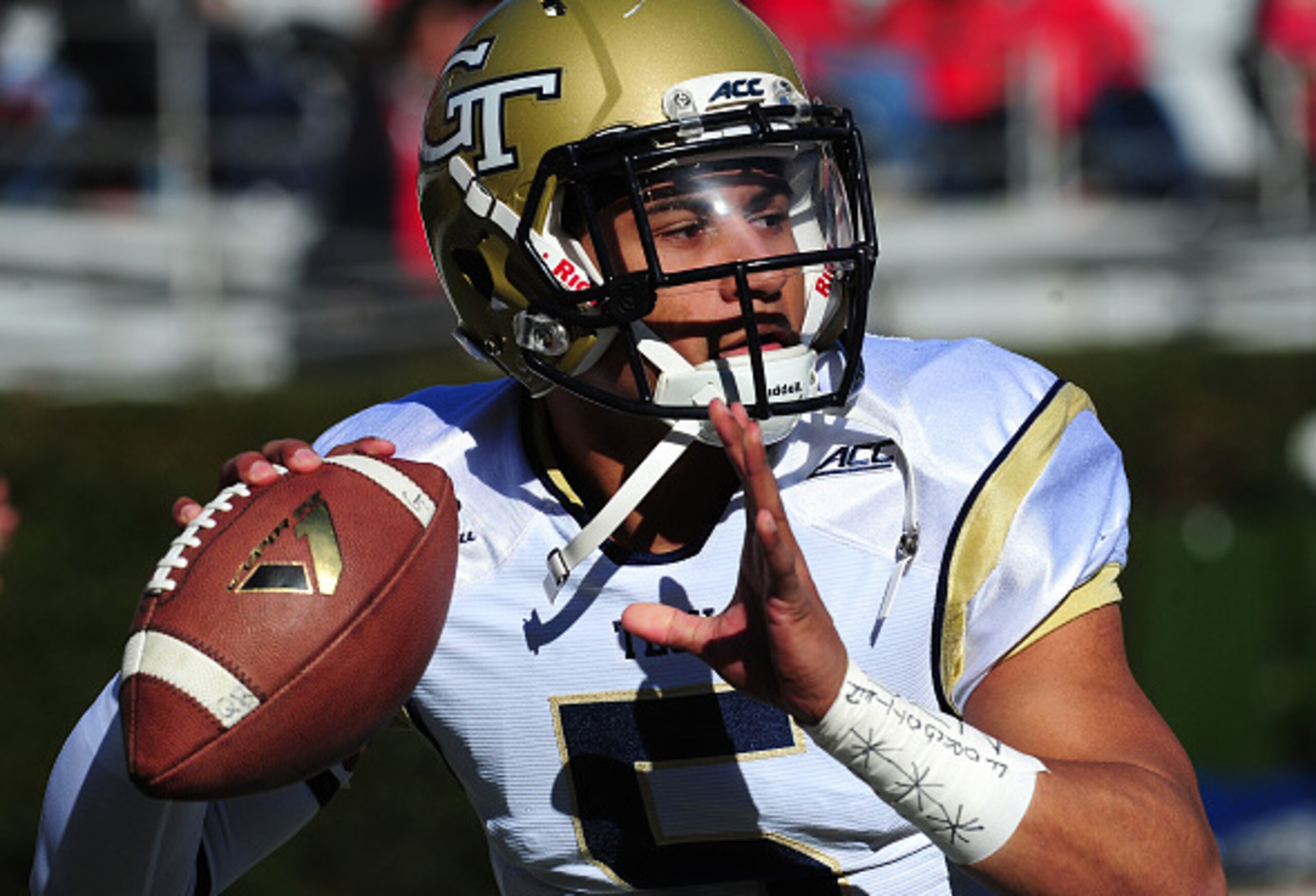 Quarterback Justin Thomas leads Georgia Tech in rushing yards.