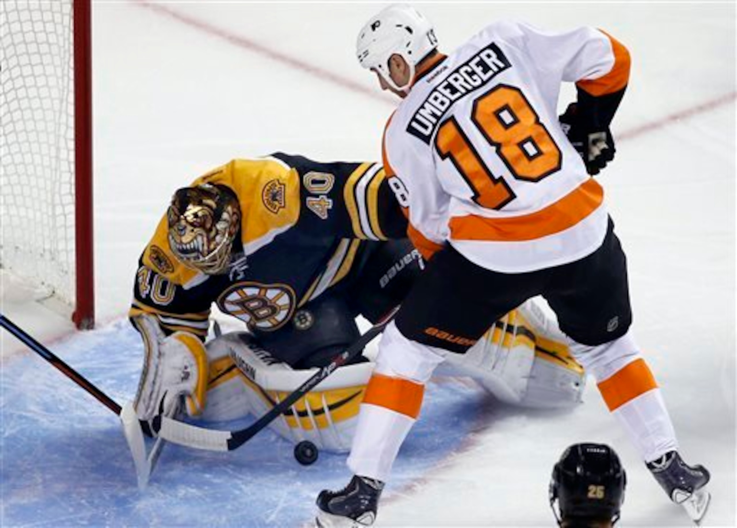 R.J. Umberger has failed to provide scoring for the Flyers this season.