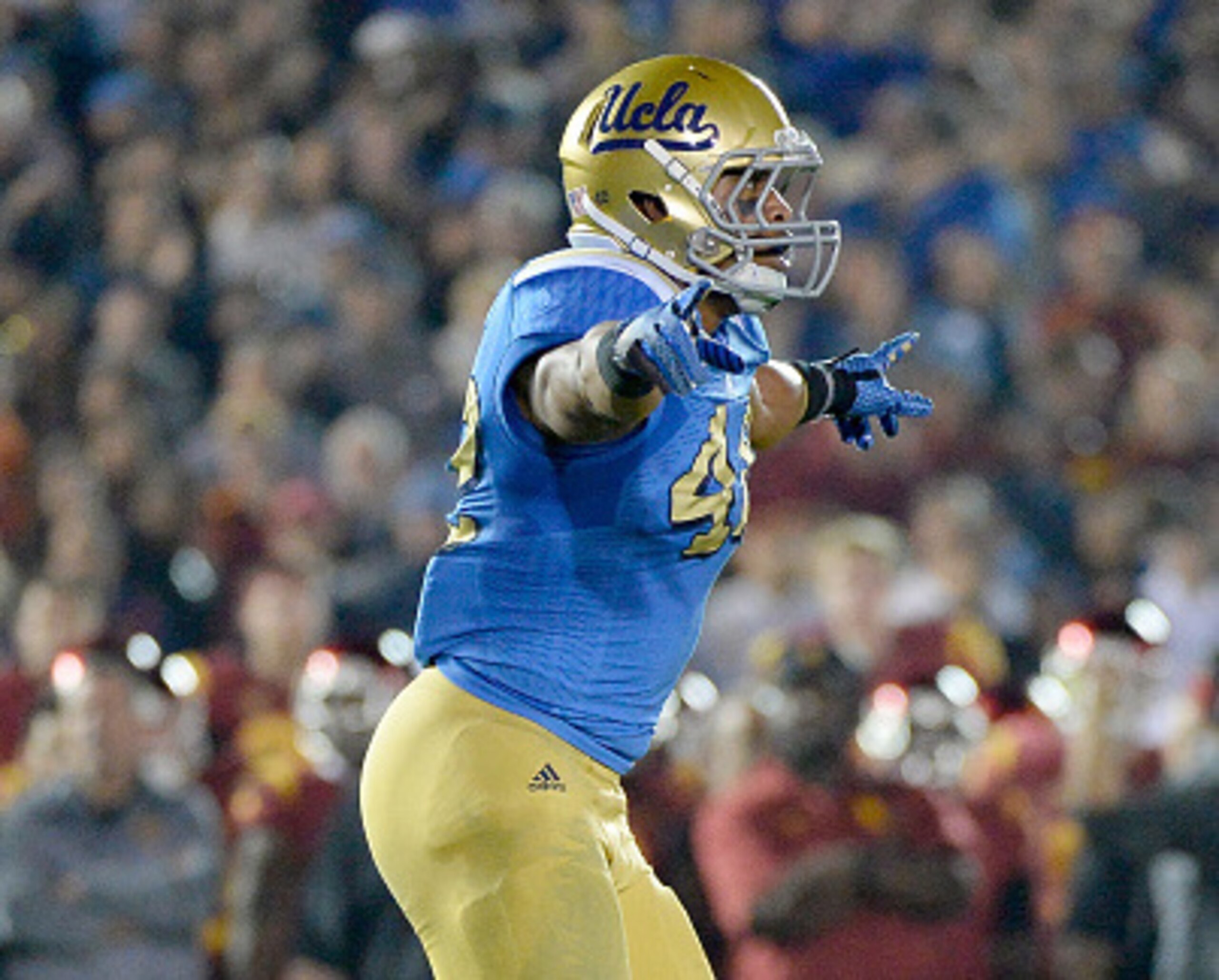 LB Kenny Young