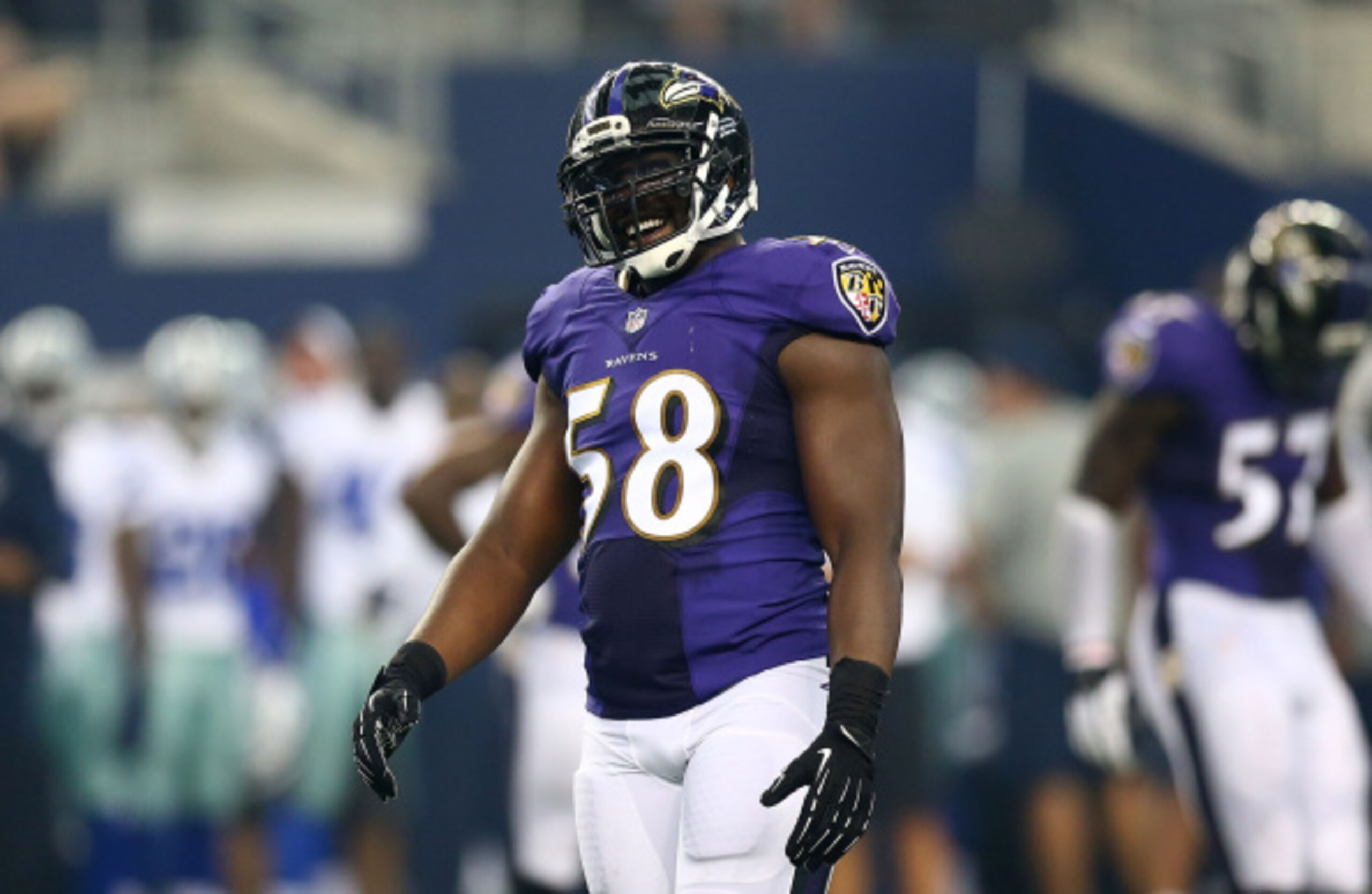 Ravens LB Elvis Dumervil