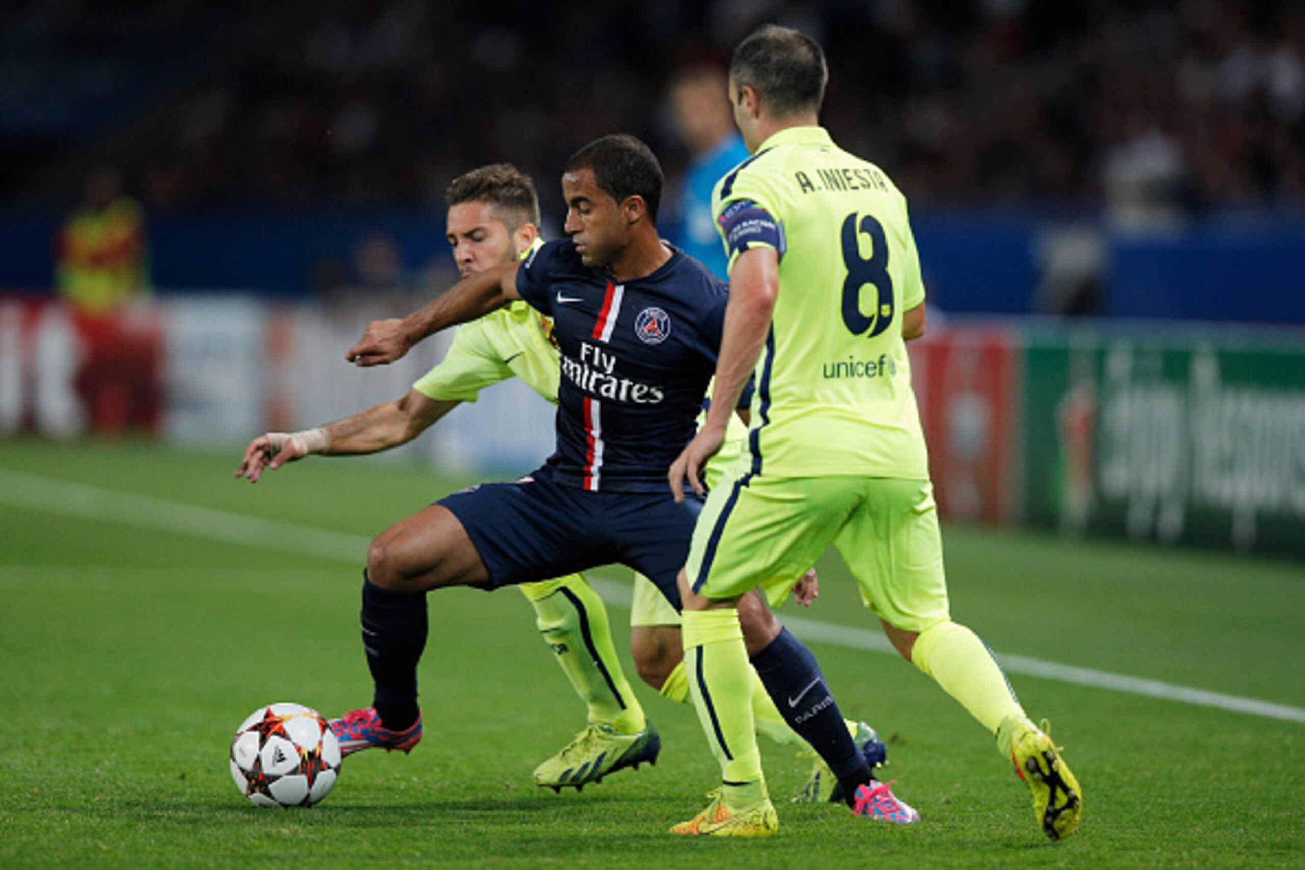Lucas Moura took Jordi Alba back to school in the first game between the sides.