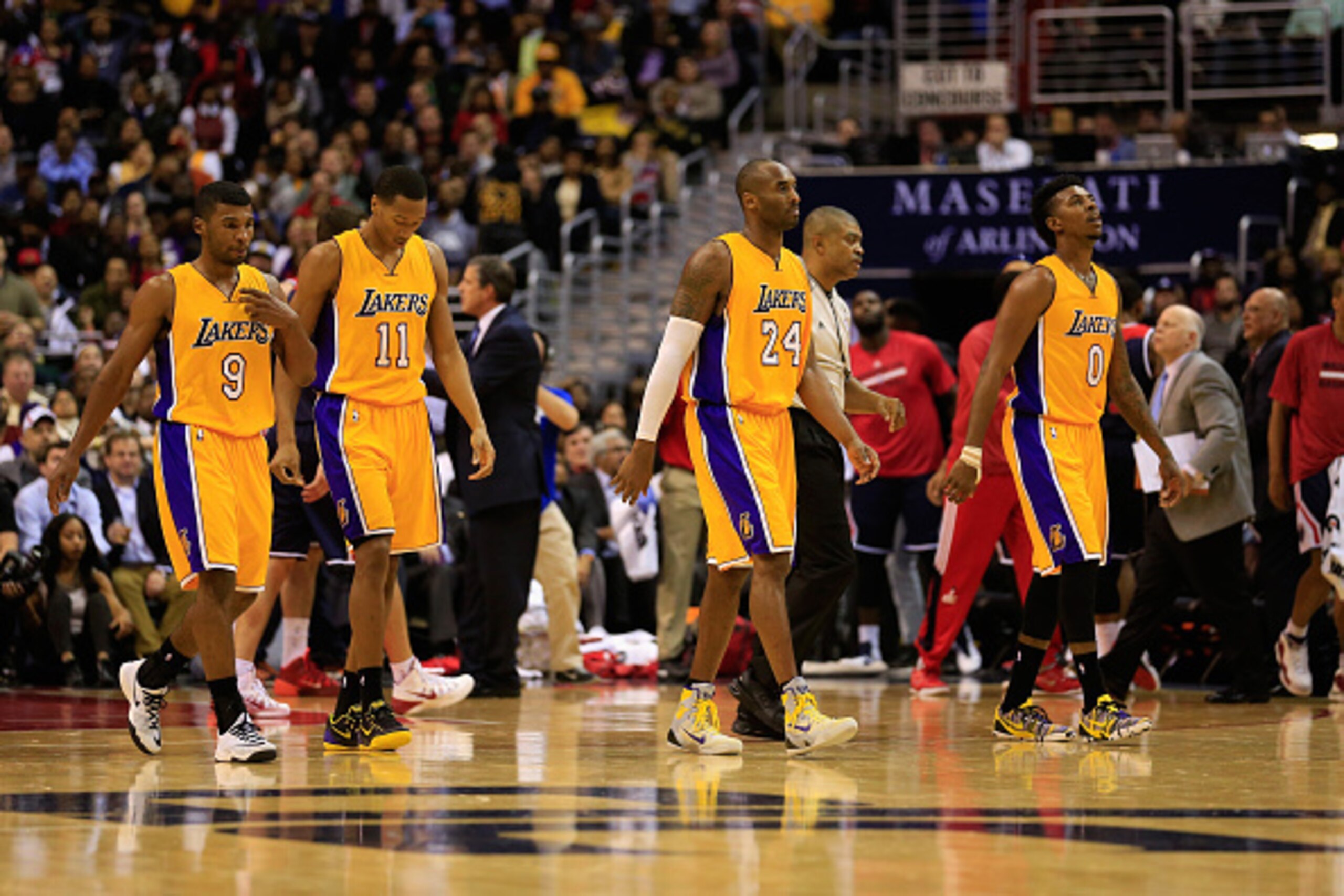 Kobe Bryant is still The Man in L.A. Who is stepping up around him?
