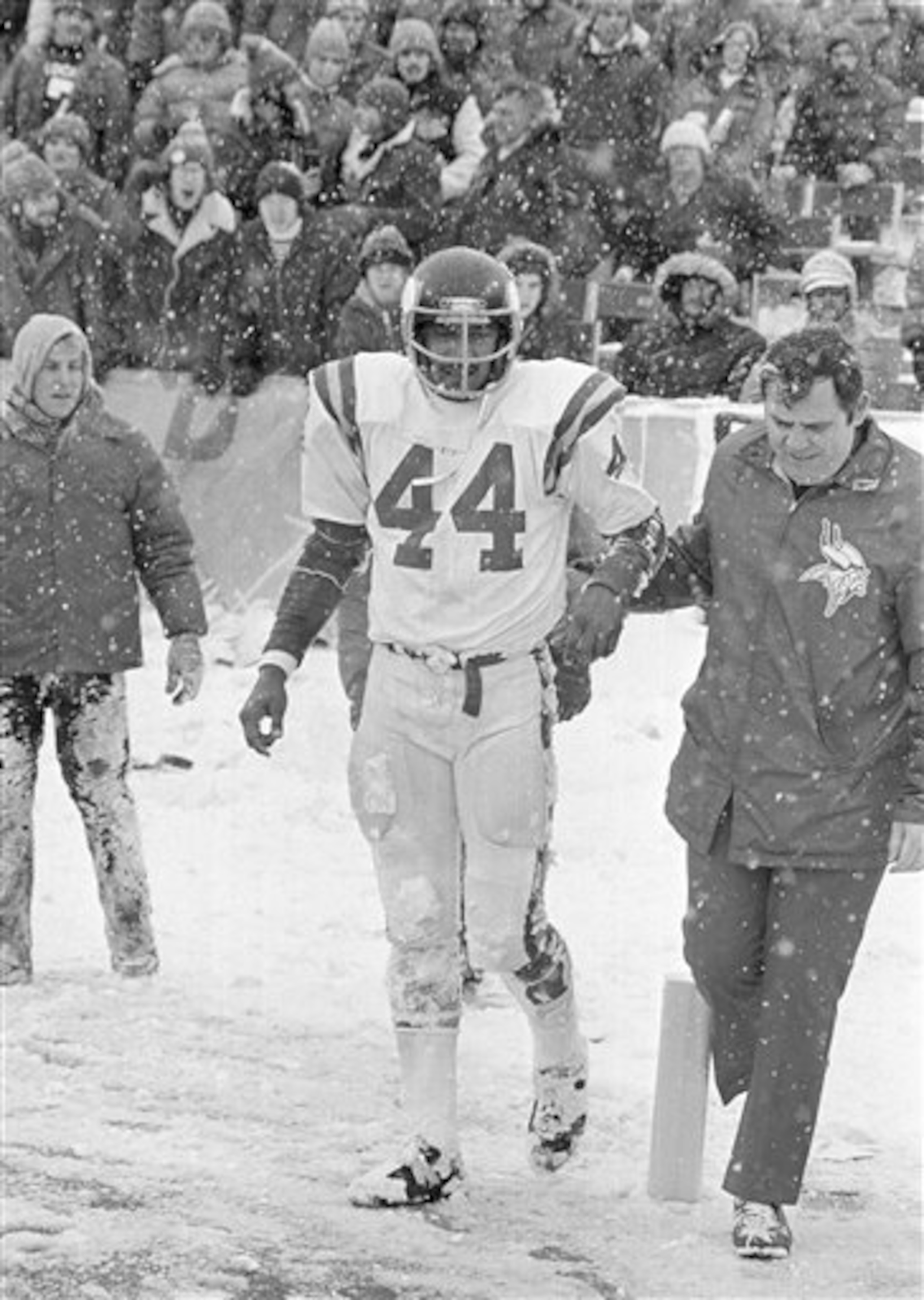 Chuck Foreman ran for 101 yards in the snow against the Packers.