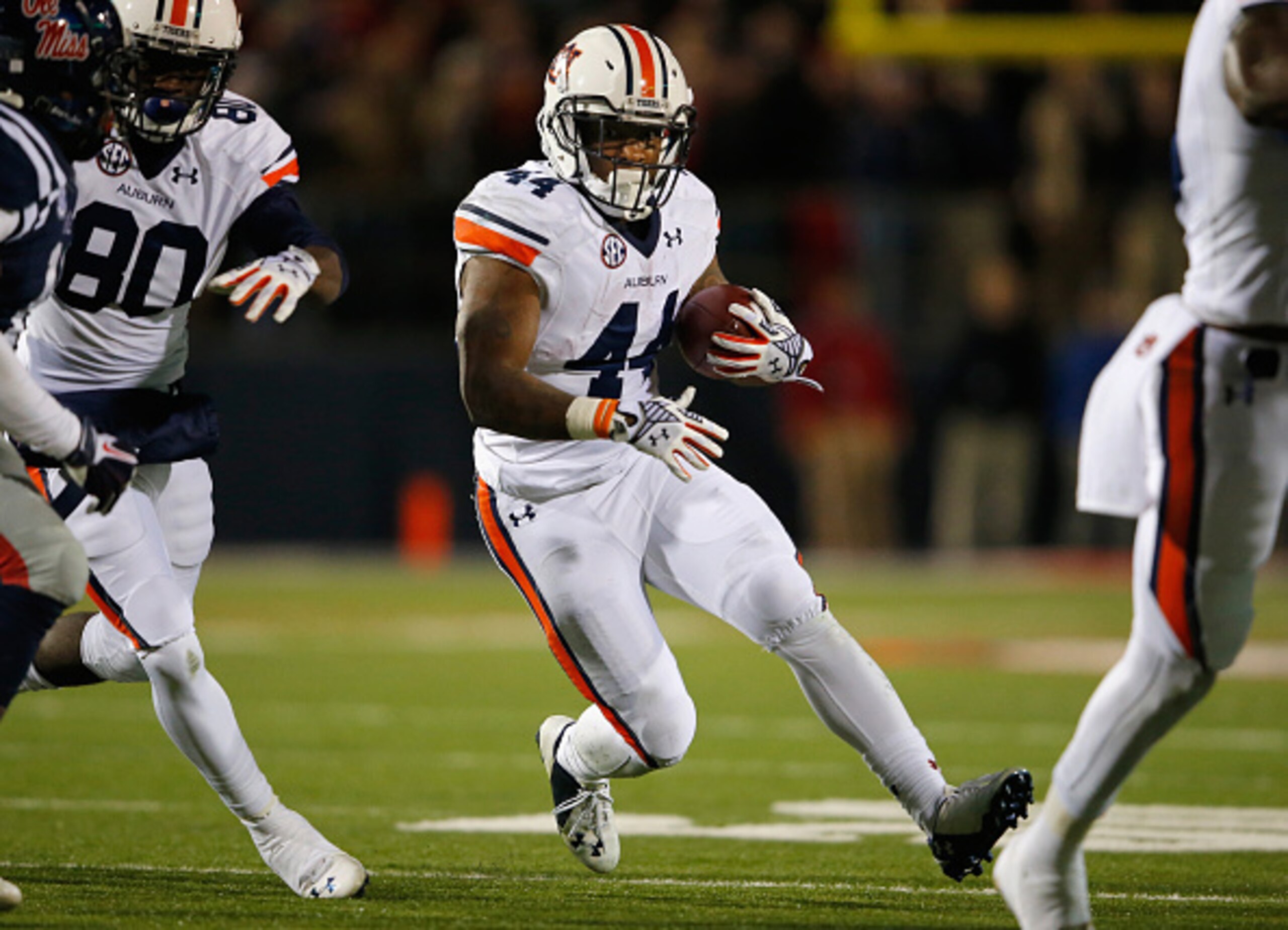 Auburn RB Cameron Artis-Payne
