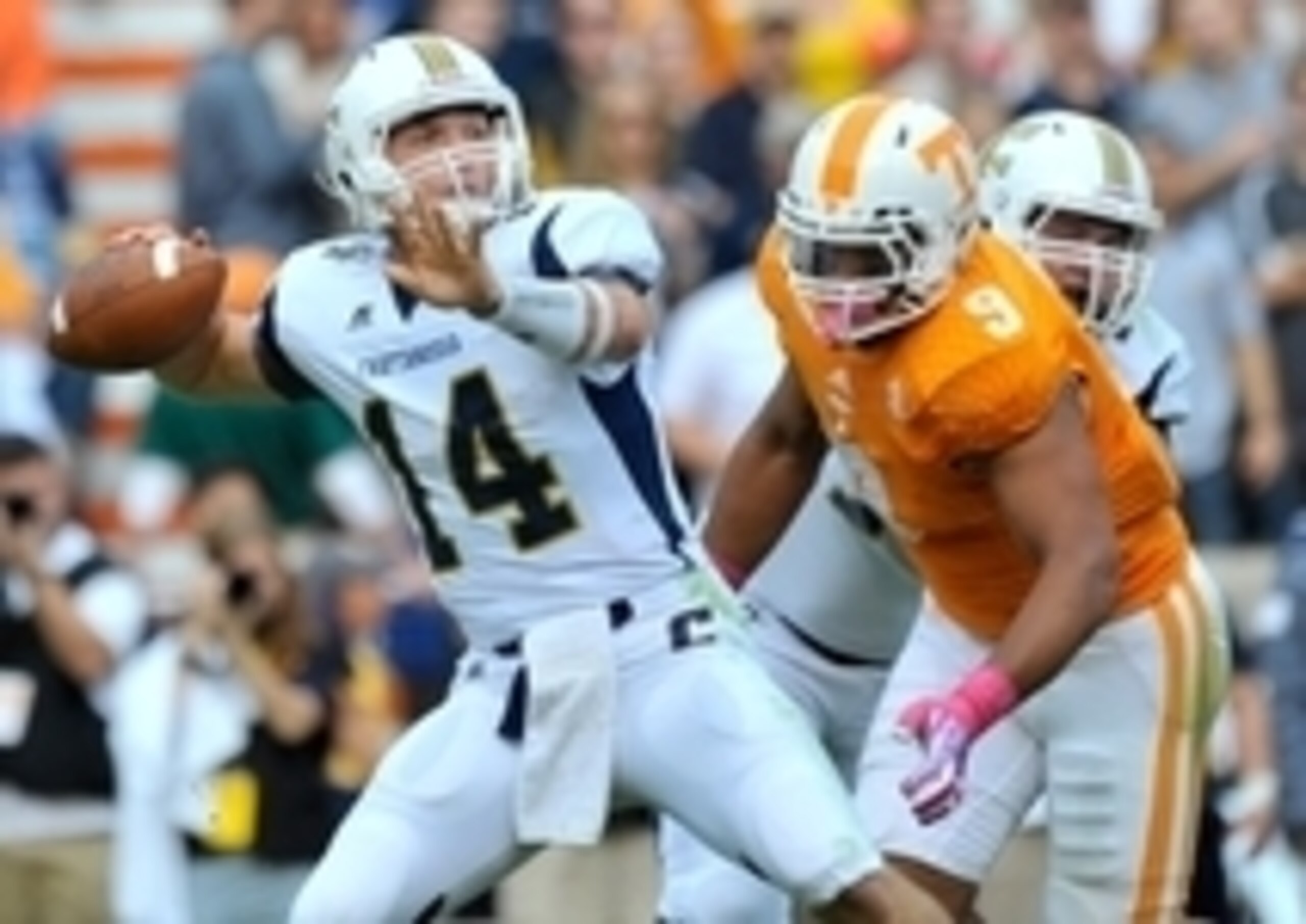 Tennessee DL Derek Barnett