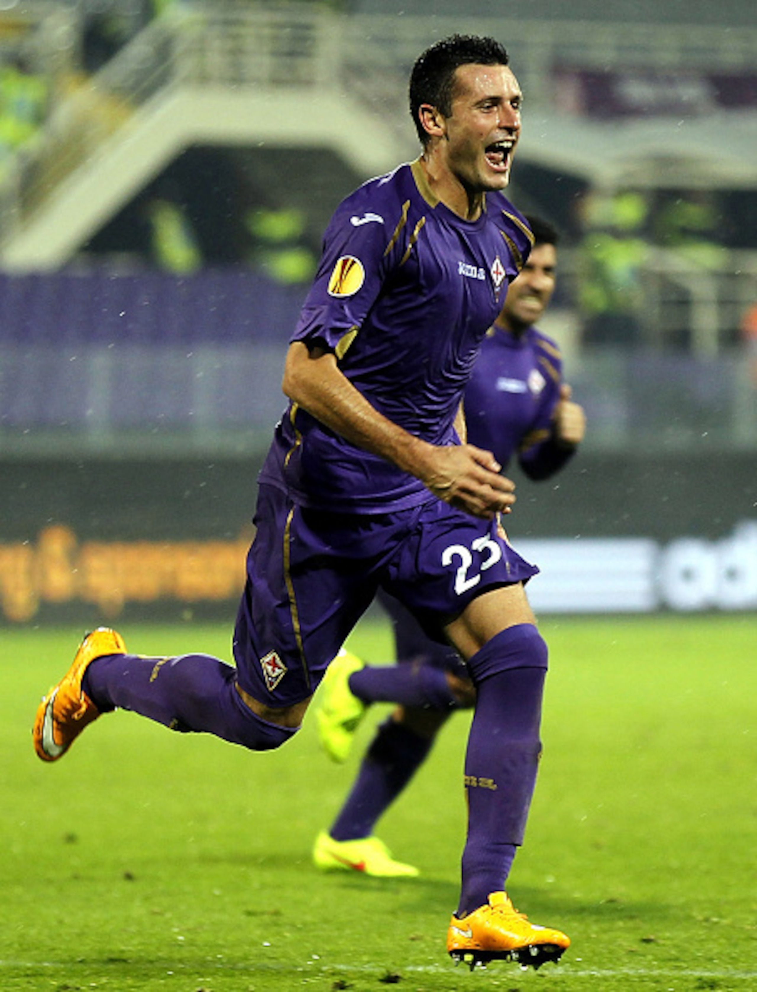 Fiorentina won its group for the second straight year.